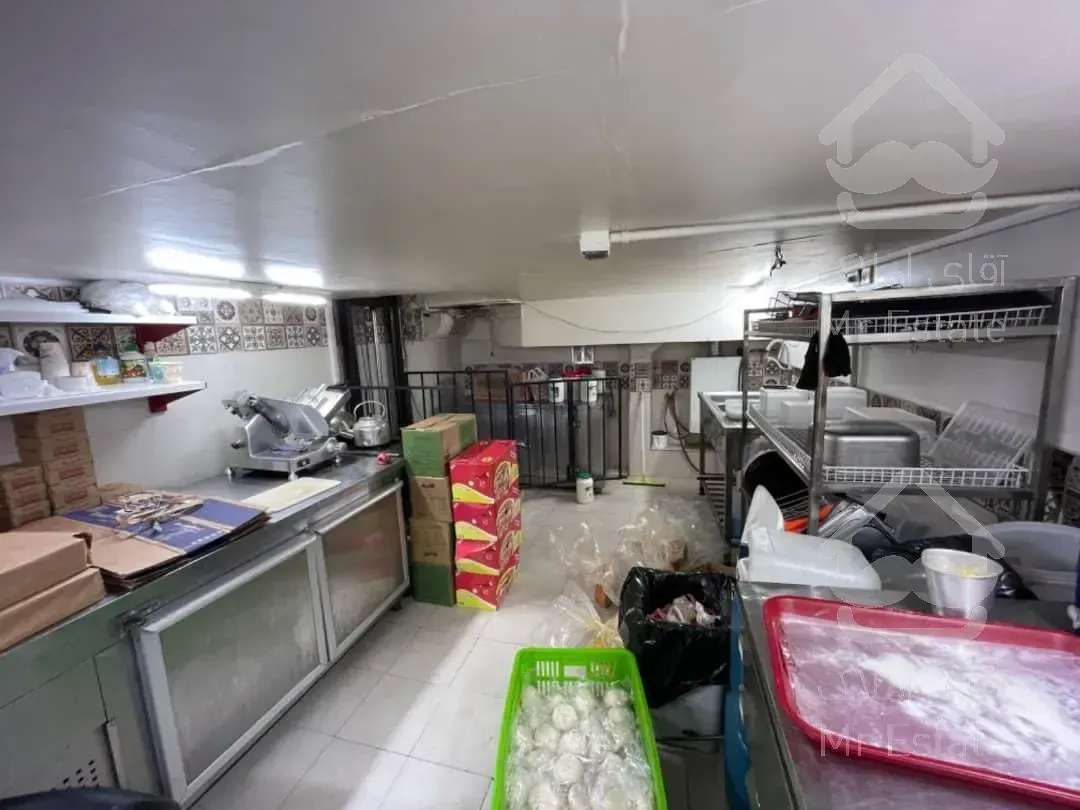 ۶۰متر ملکیت همراه ۱۸ متر بالکن خیابان فردوسی