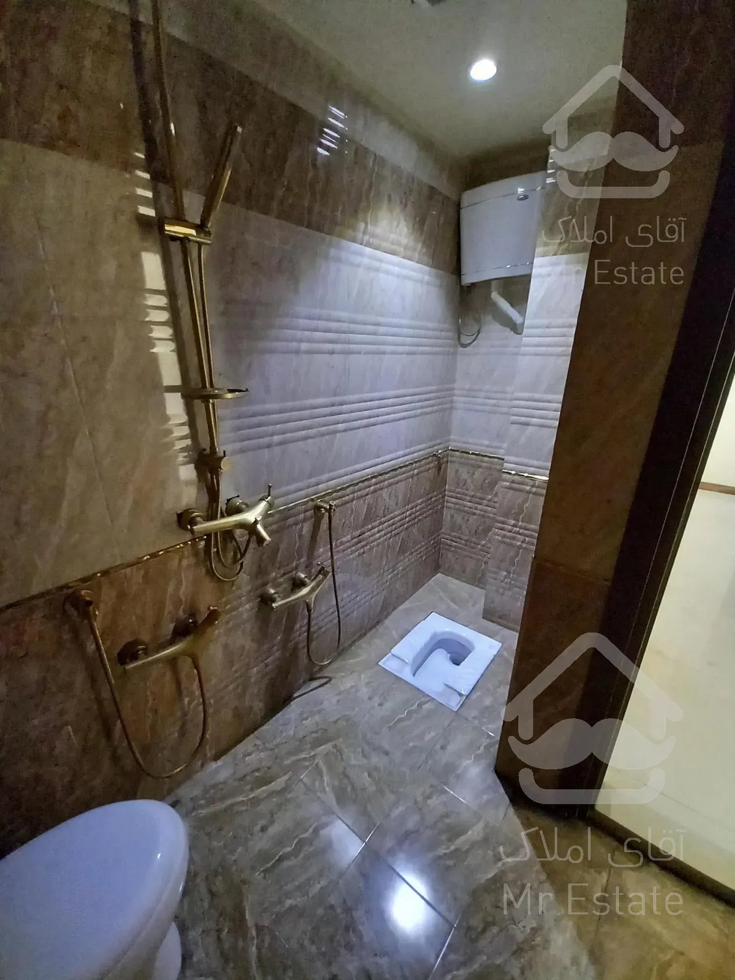 ۷۲ مترموقعیت اداری دسترسی عالی