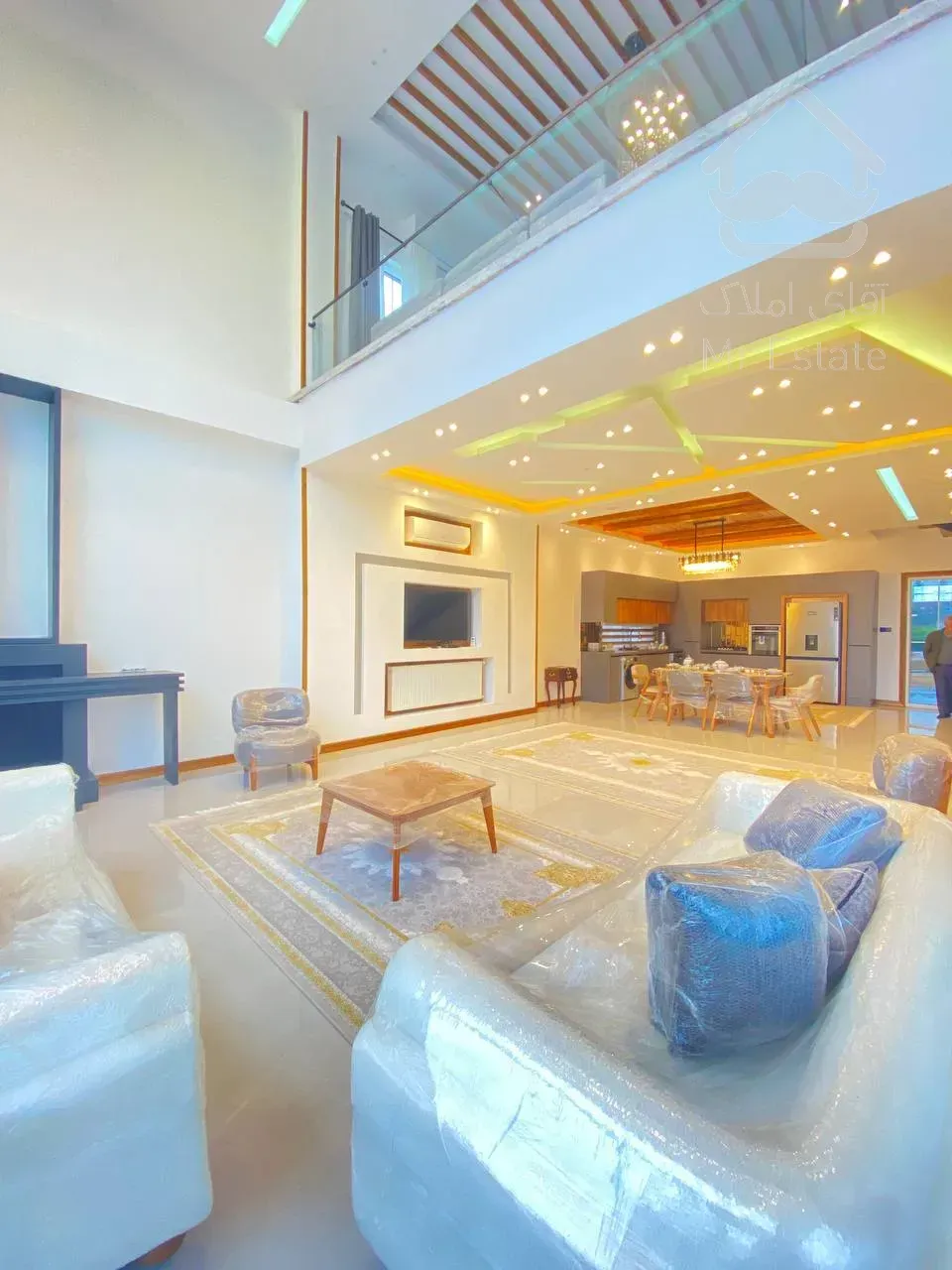 خرید و فروش ویلا فرنیش استخردار دامنه جنگل لوکس