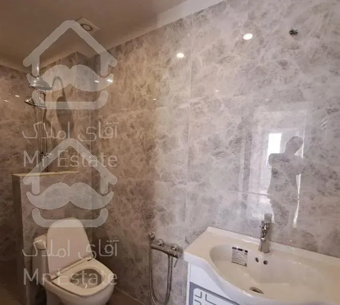 فروش/آپارتمان/۱۸۳ متری/۳ خواب/پادادشهر/ دو قدم تا اصلی