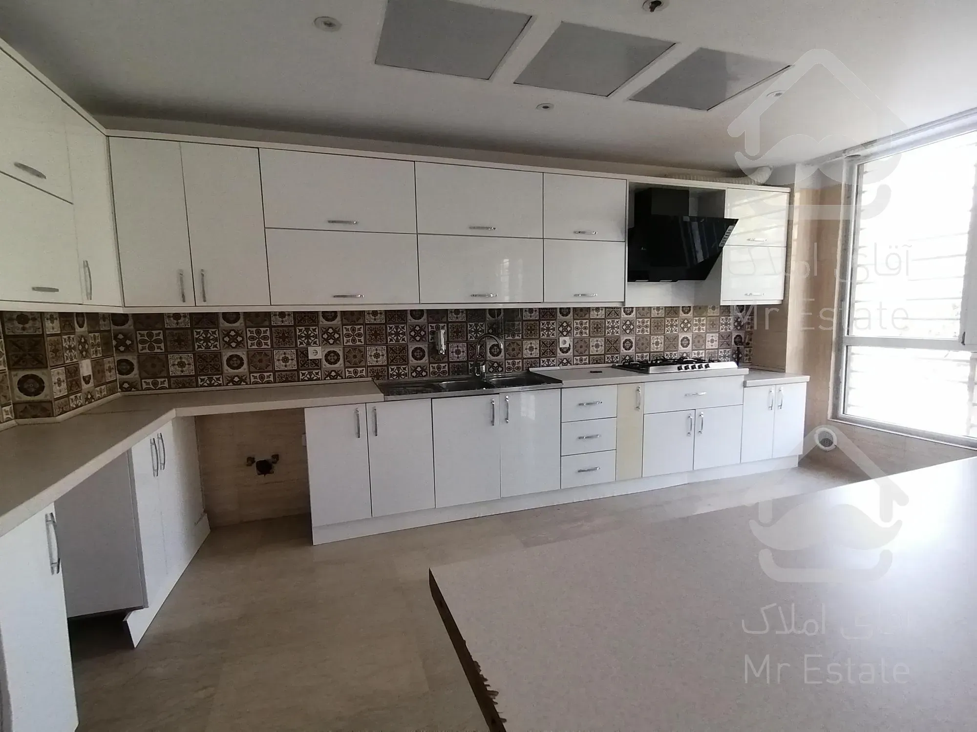 120 متر، دو خواب، آلاله شرقی