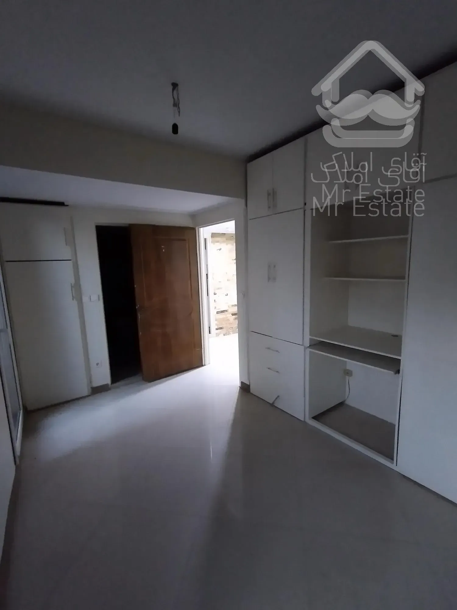 ۱۵۰ متر/۲خواب/دو قدمی دریاچه