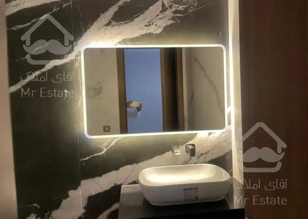 ۱۲۰متر نوساز فرعی دنج مدرن شریفی منش ۲پارکینگ