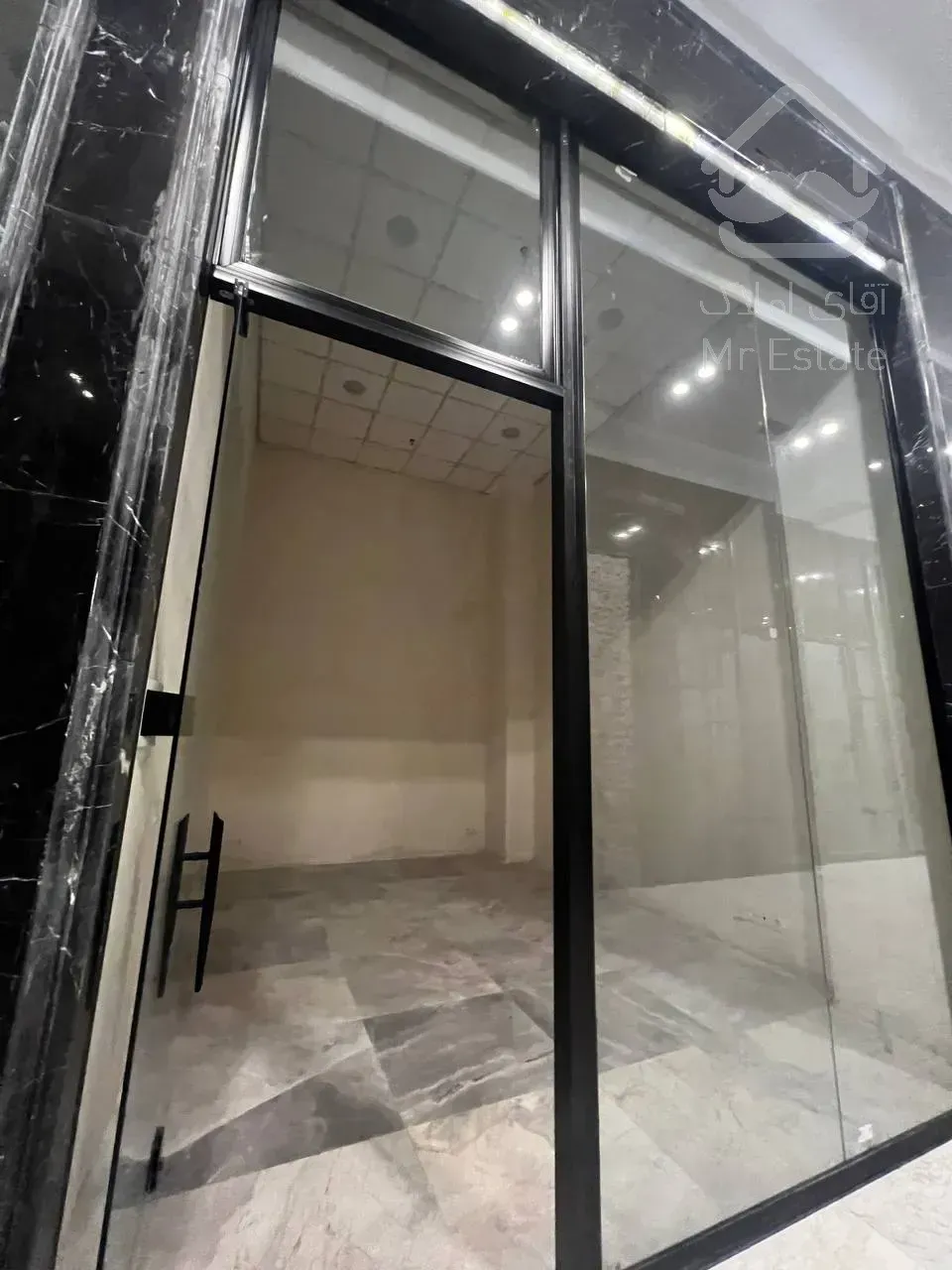 اجاره مغازه ۱۹ ماری در مجتمع رونیکا مال هروی