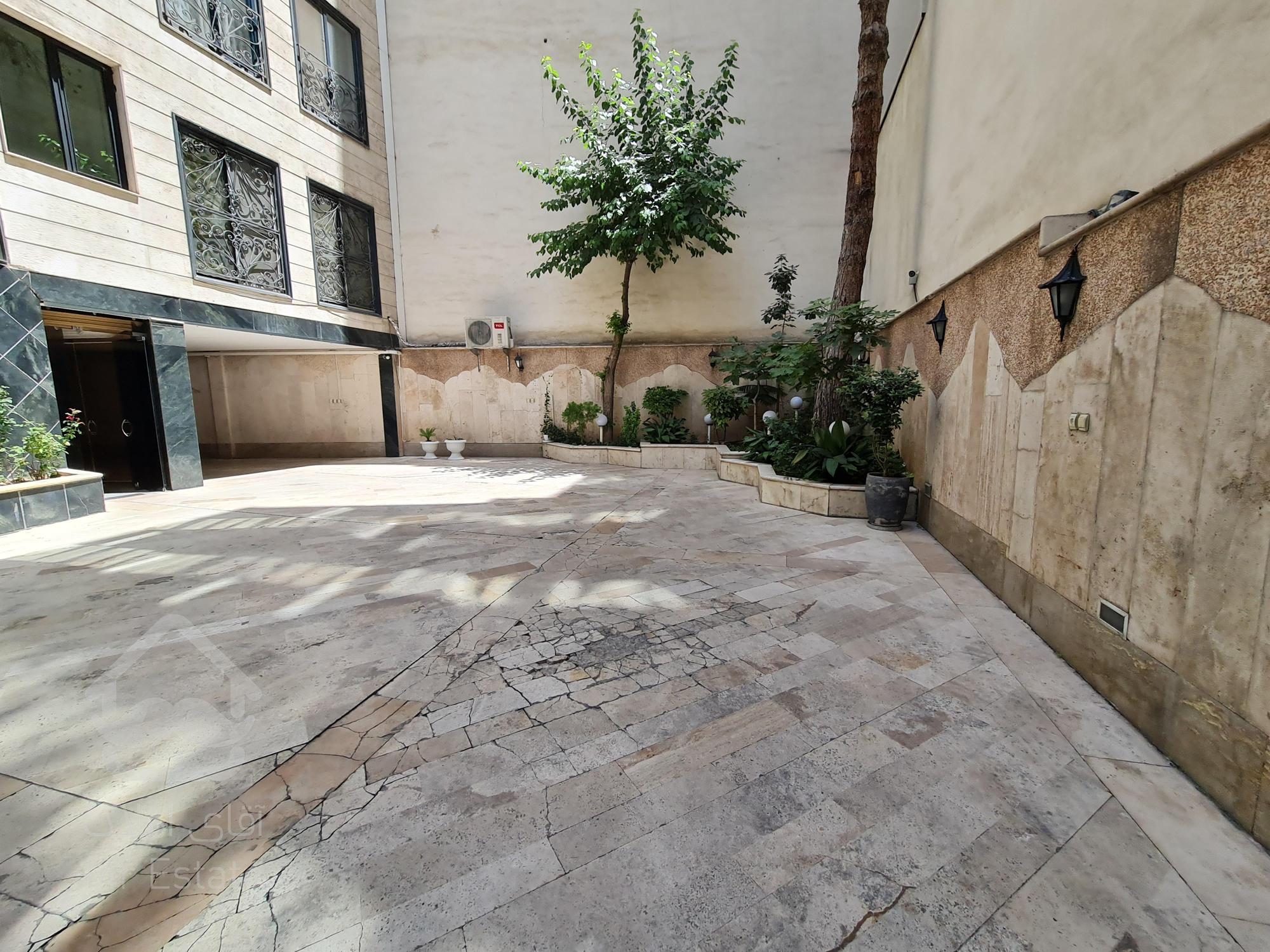 اجاره آپارتمان ۱۰۰ متری فرمانیه غربی