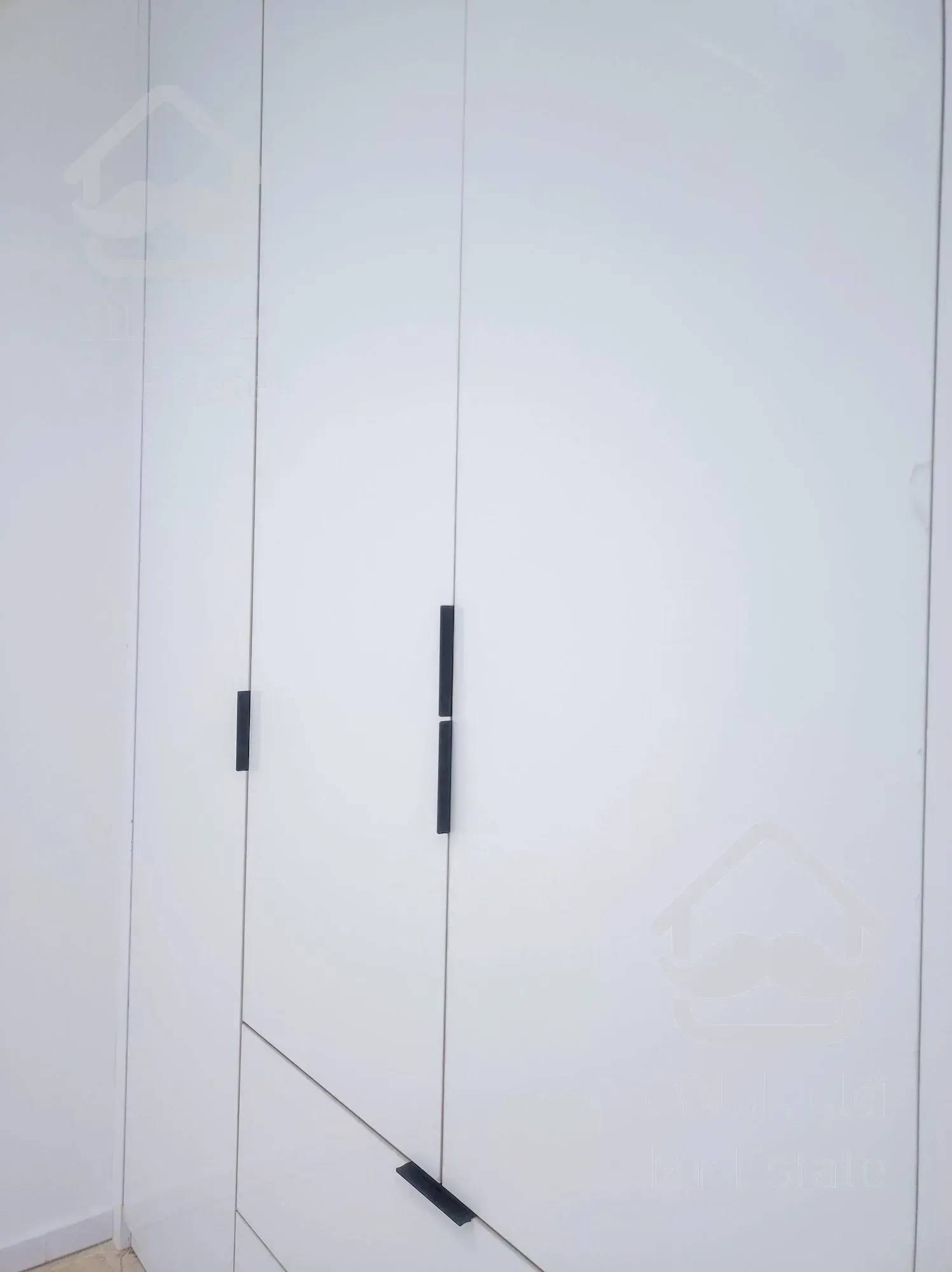 دیباجی جنوبی ۱۶۰متر ۳خواب کلید نخورده فول مشاعات