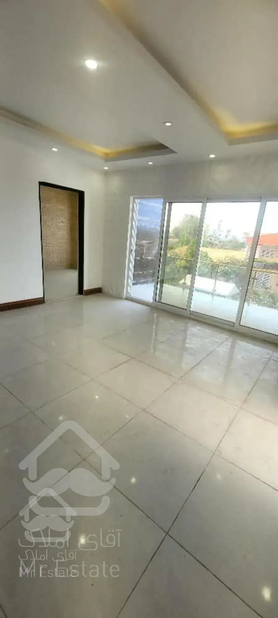 ویلا تریبلکس استخردار با روفگاردن ویو ابدی