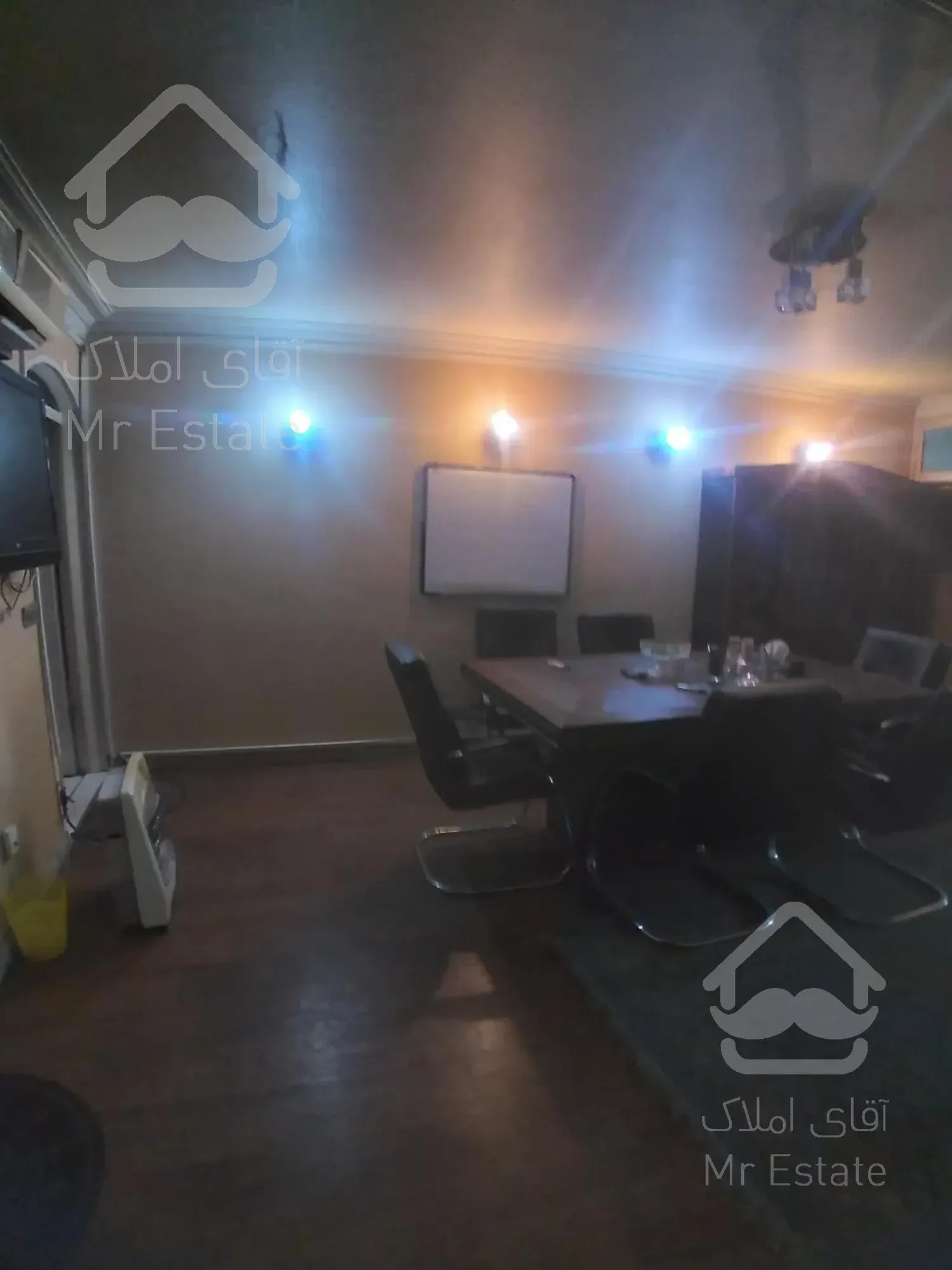 ۹۵ متر سند اداری جردن