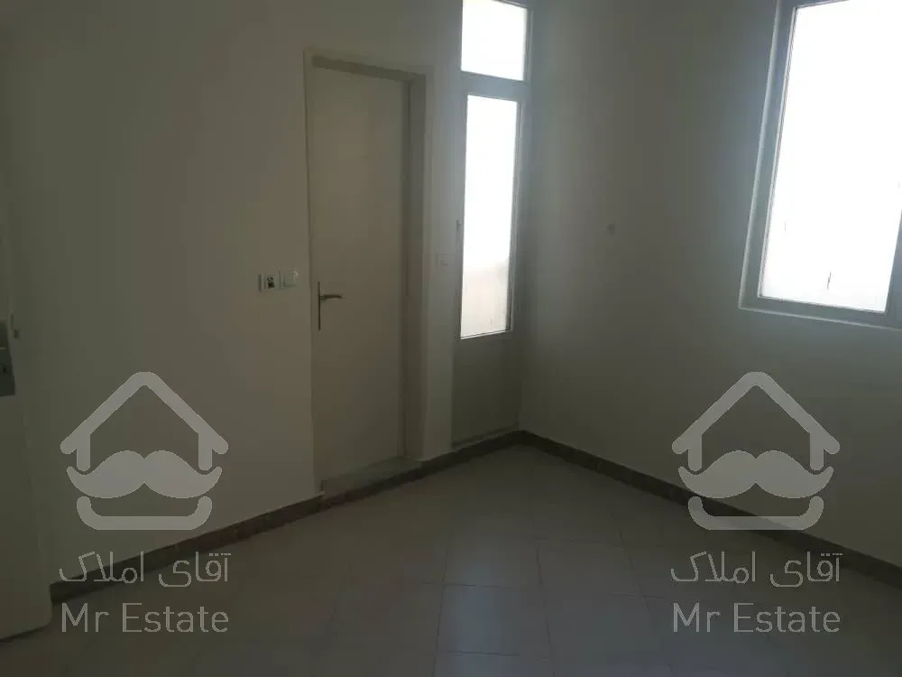 50متری/تک واحدی/پارکینگ سندی غیرمزاحم/غرق نور