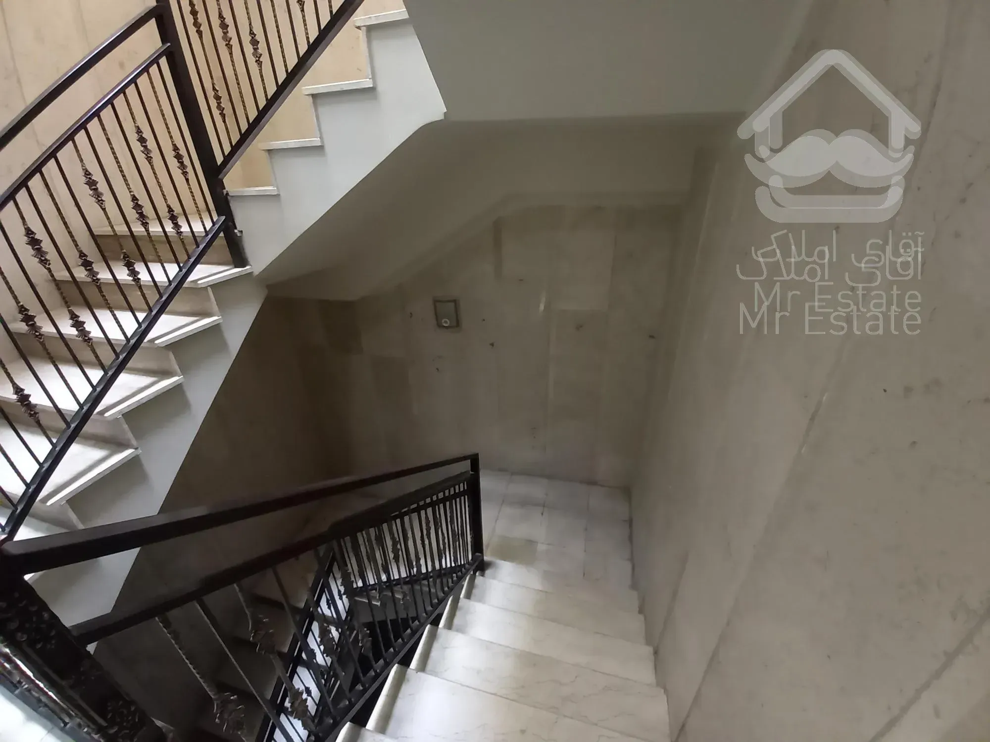 آپارتمان/۱۳۵/متر/سه/خوابه