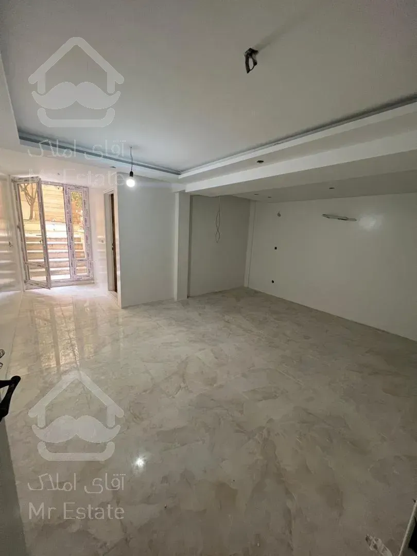 ویلای مستقل ۴۰۰مترزمین ۲۰۰ متر بنا ۳خواب