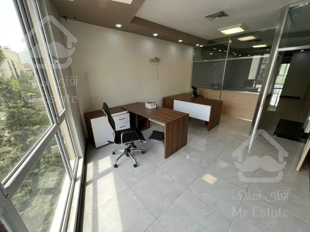 ۲۱۰ متر سند اداری خیابان آرارات