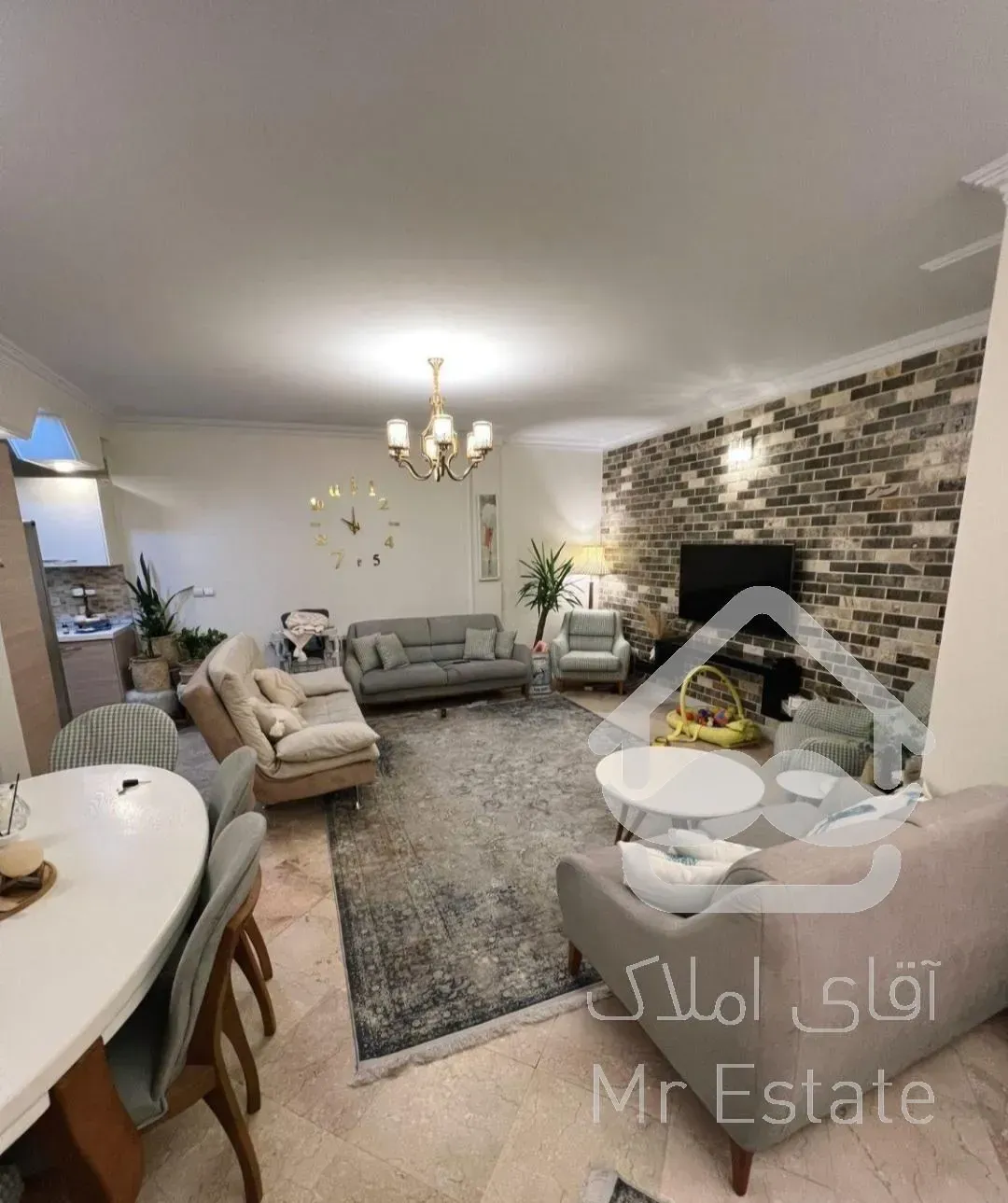 فروش ۸۵متری زیر قیمت منطقه