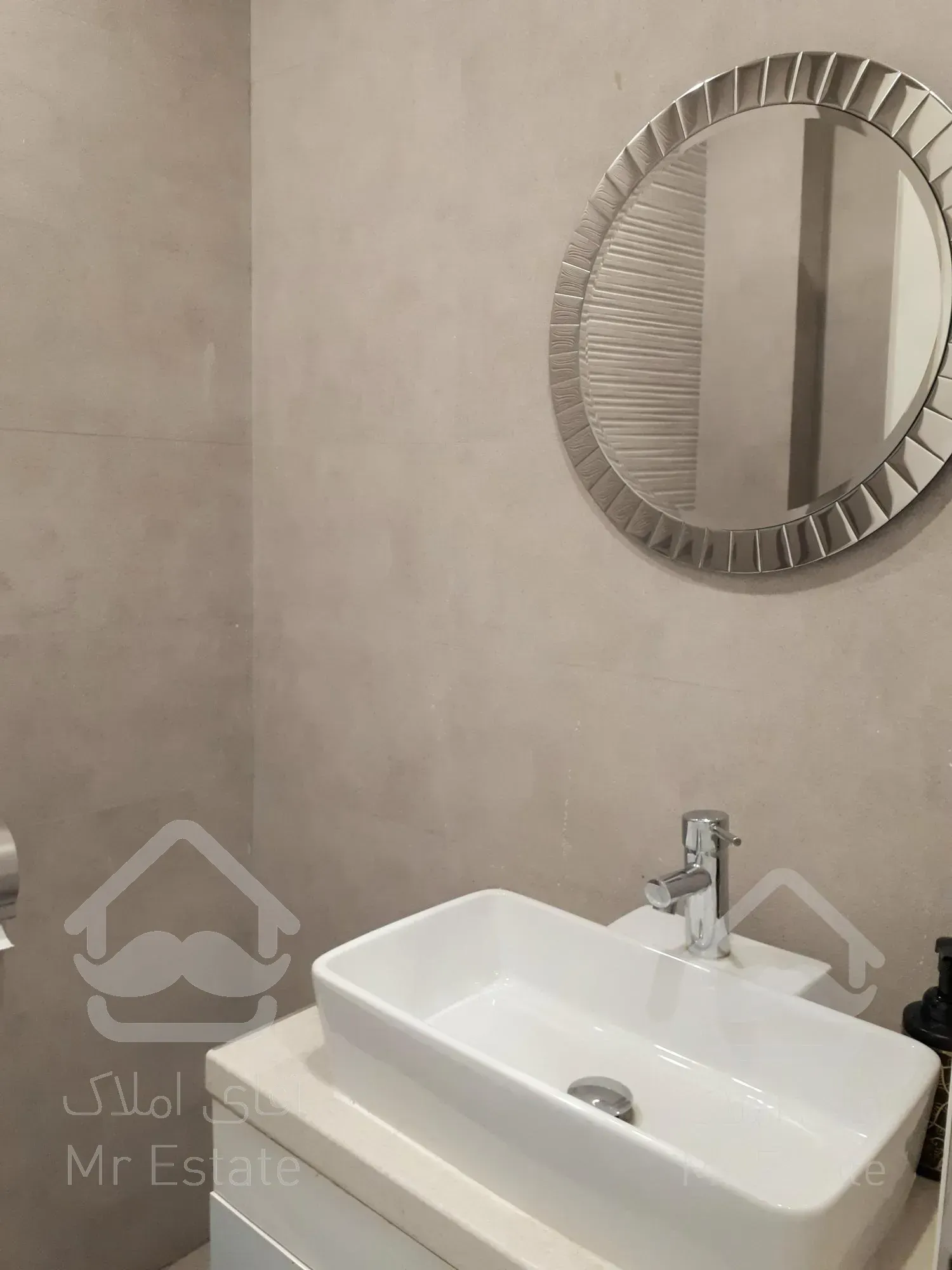 ۱۷۷متر جردن سنداداری ۴پارکینگ لابی‌مبله