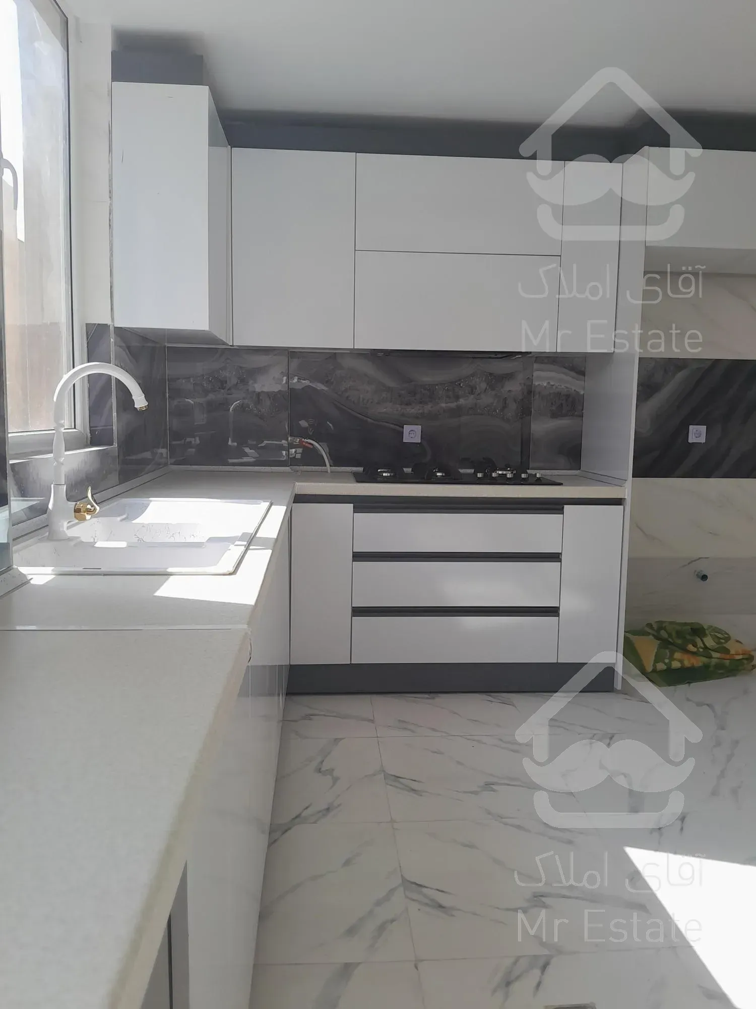 اپارتمان ۸۵ متری نوساز فول امکانات