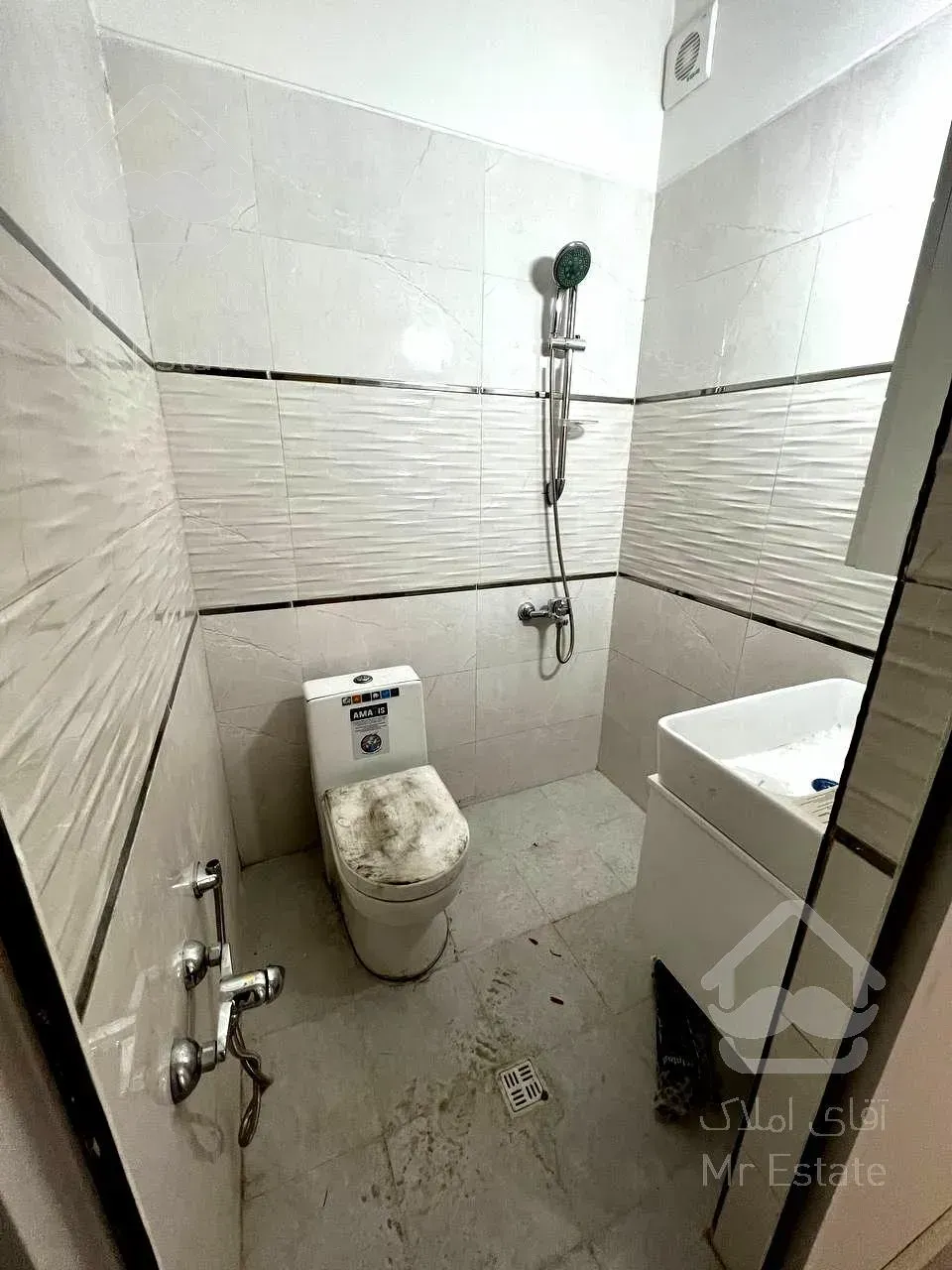 خانه حیاط دار دربست فول بازسازی شده و کلید نخورده