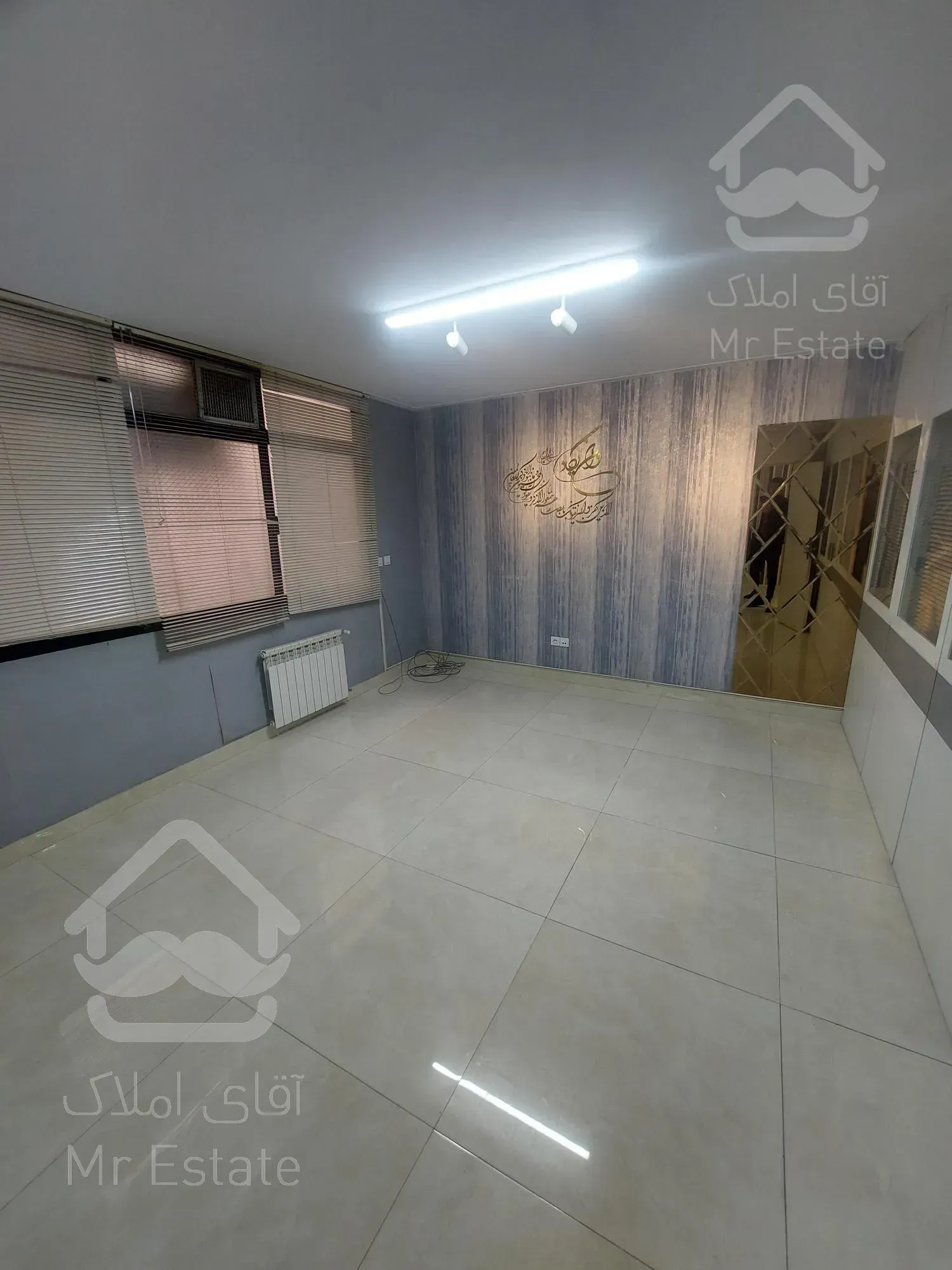 ۲۰۰ متر اداری ورودی مستقل حیاط اختصاصی