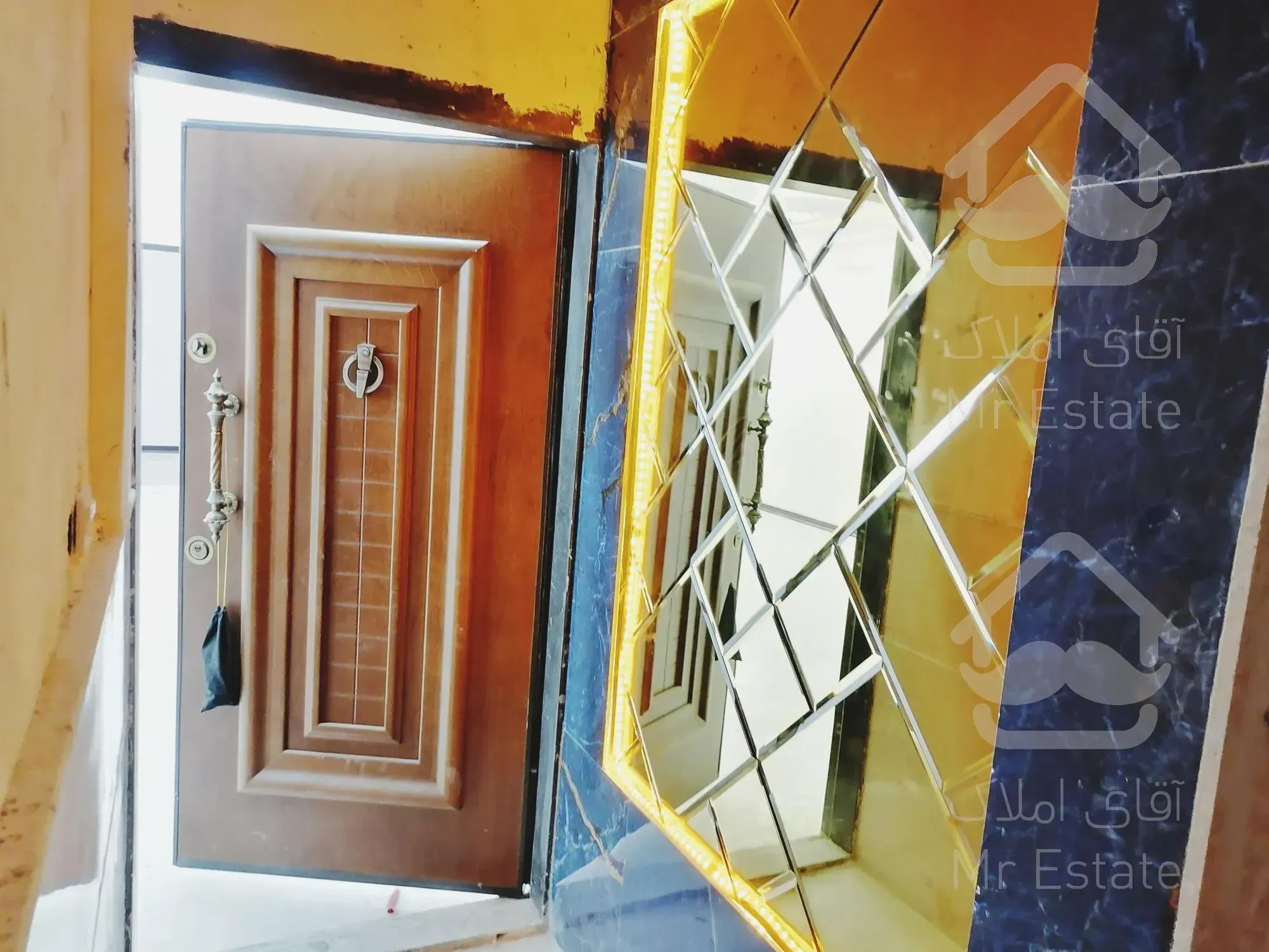 آپارتمان 140 متری 3خواب کلید نخورده