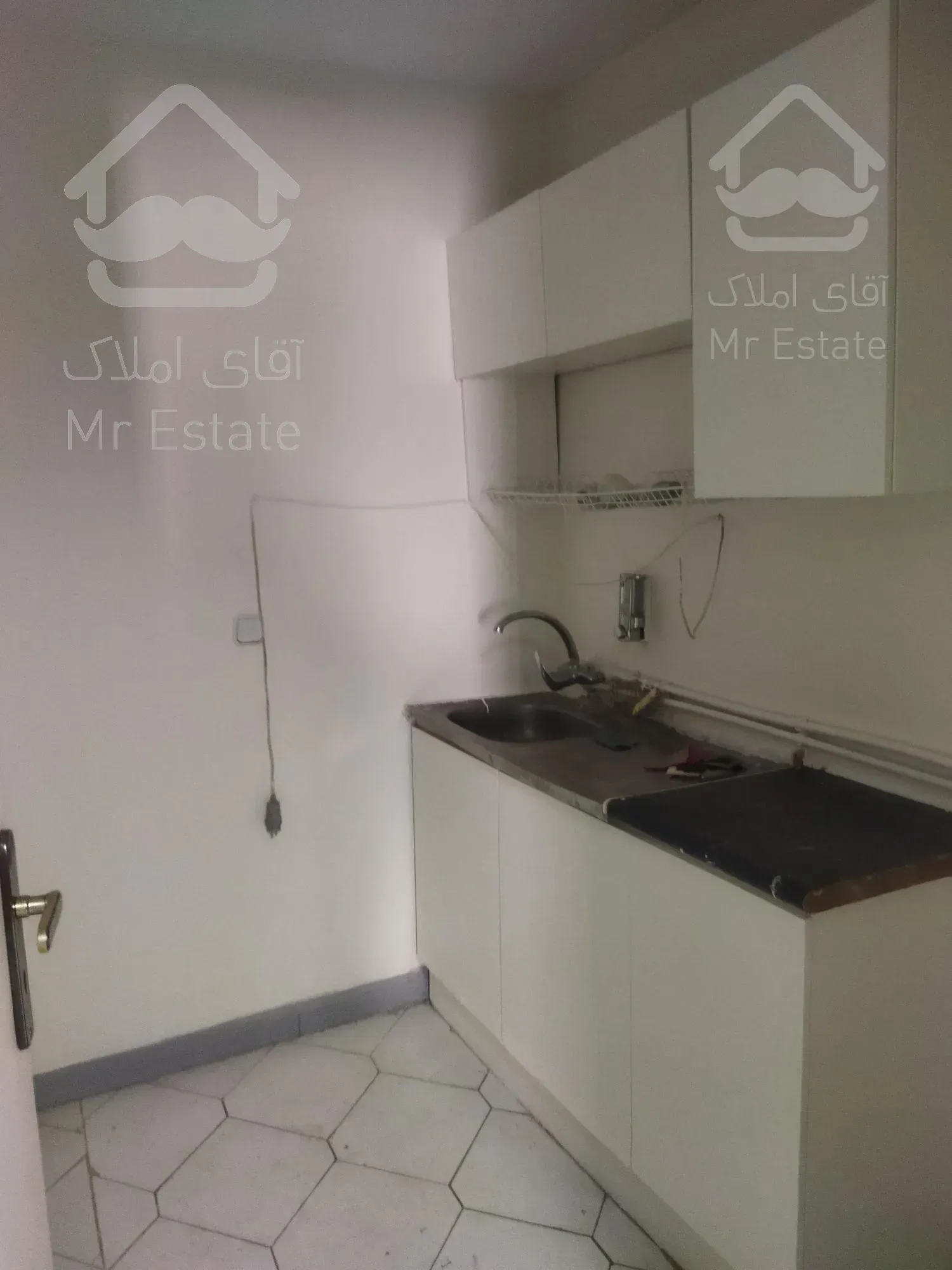 مطهری میر عماد ۸۷ متر سند اداری