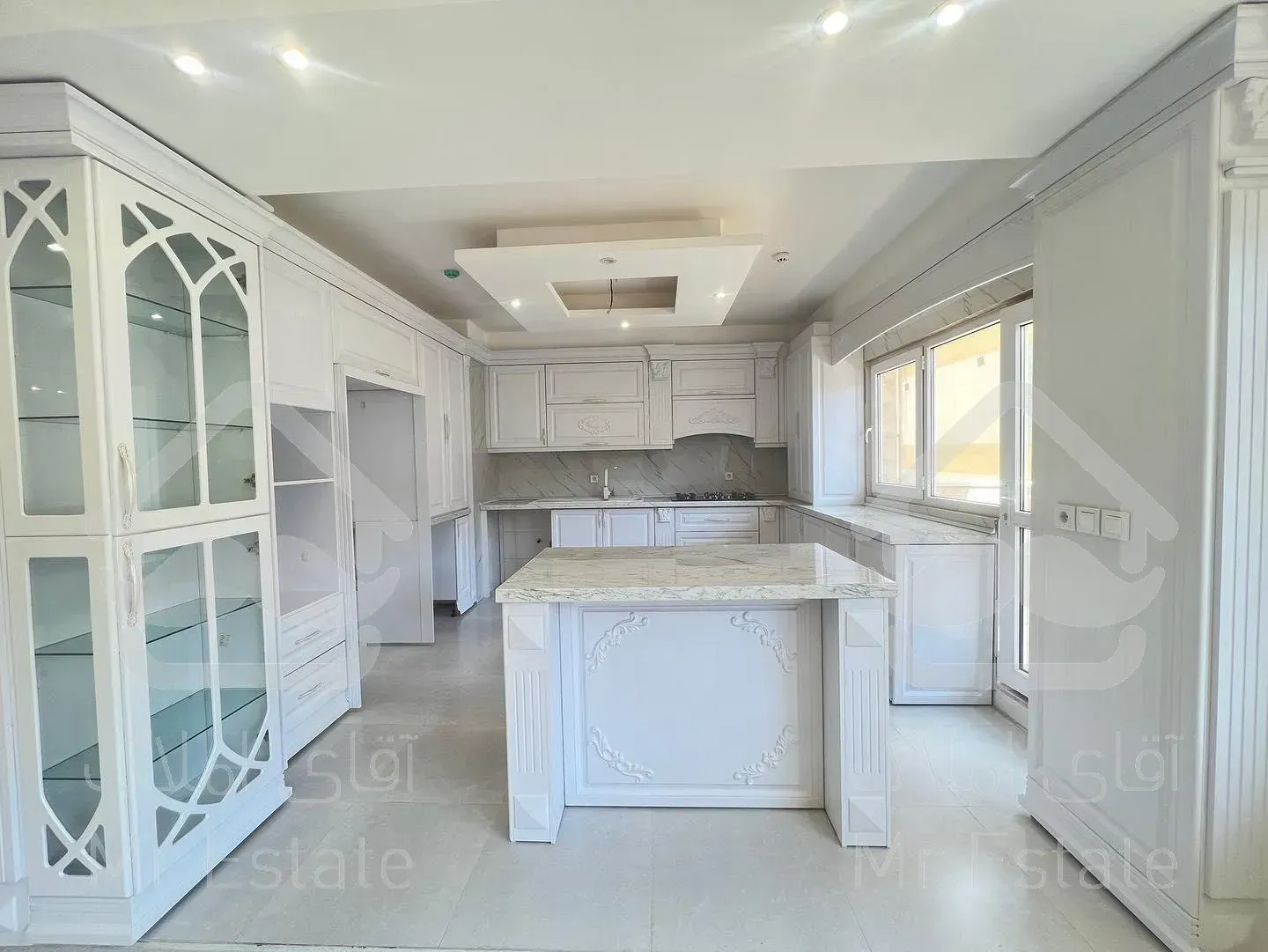 183متر،دو خواب،الماس سیاه معالی آباد