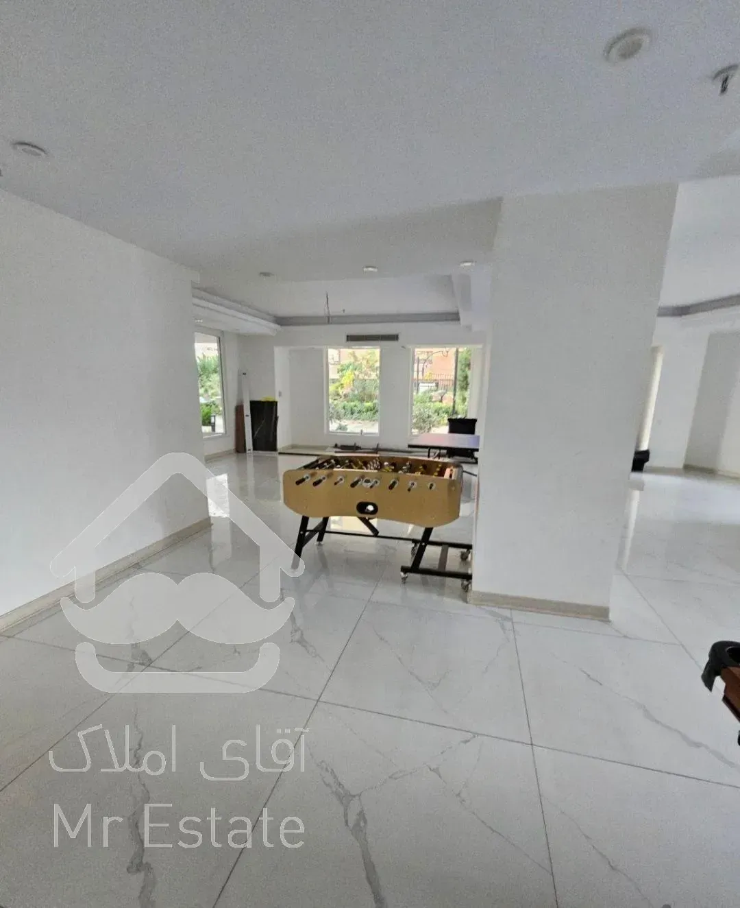 واحد آپارتمان ۱۶۰ متری در برج اطلس لوکیشن عالی