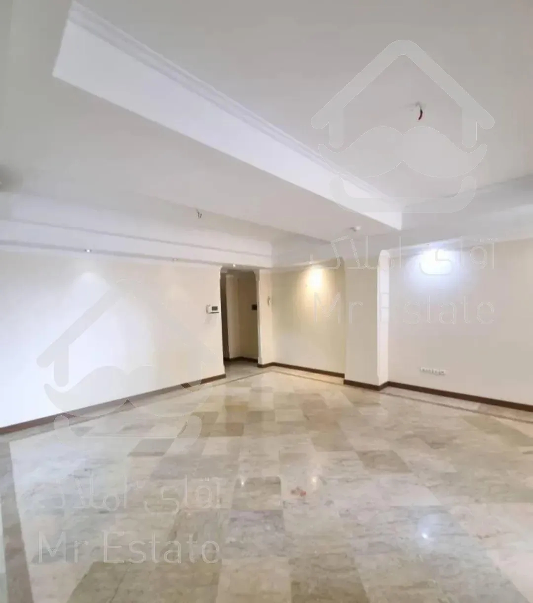 ۱۱۰ متر ۲ خواب /فول امکانات/سالن پرده خور /نورگیر /تراورتن