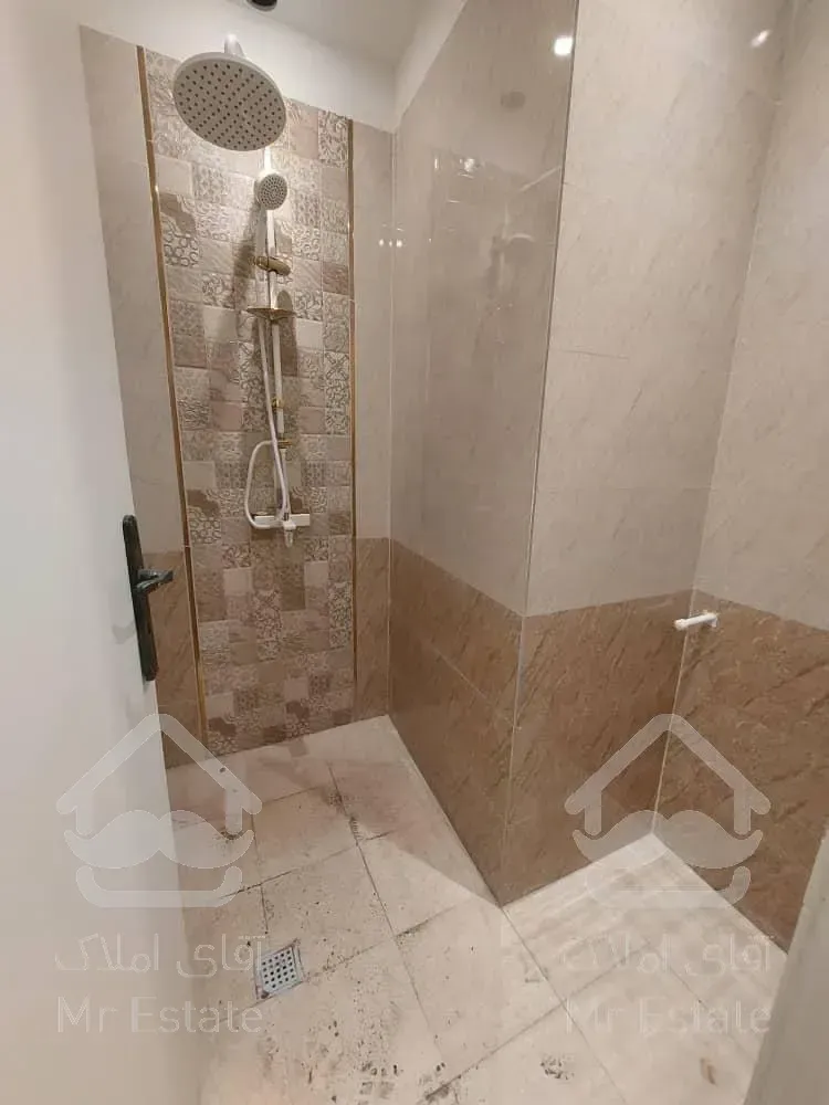 ۴۹۳متری/بر۱۸/گذر۳۰