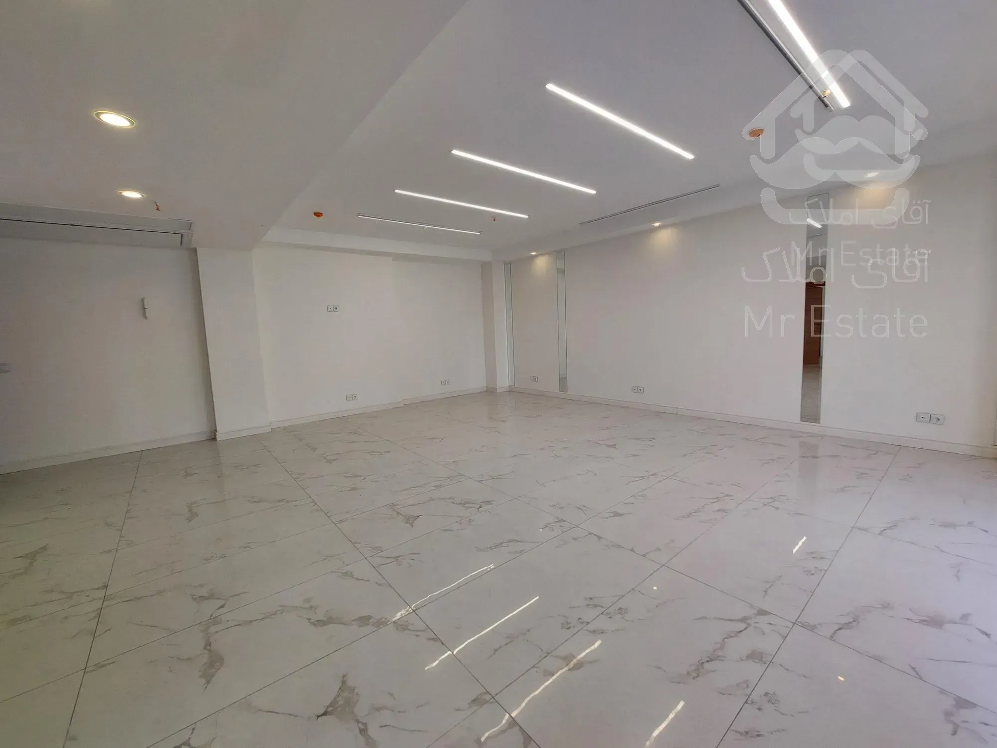 اپارتمان اداری ۱۲۰ متری در نیاوران مقدسی