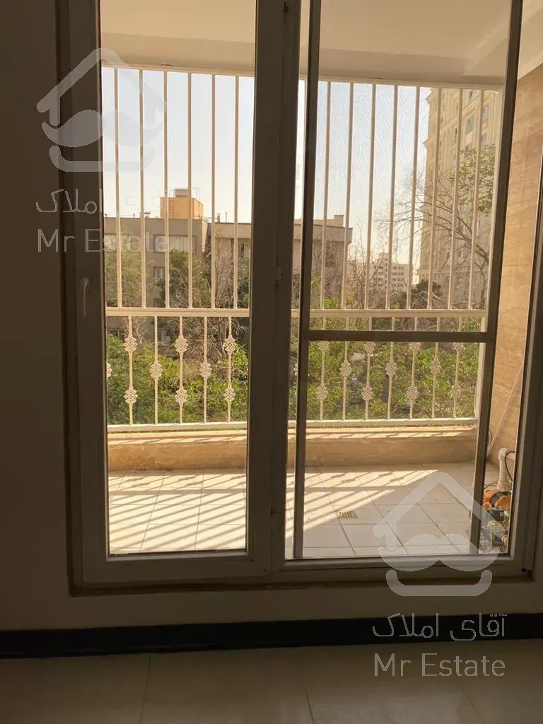 آپارتمان ۱۶۰ متری برای فروش در ازگل