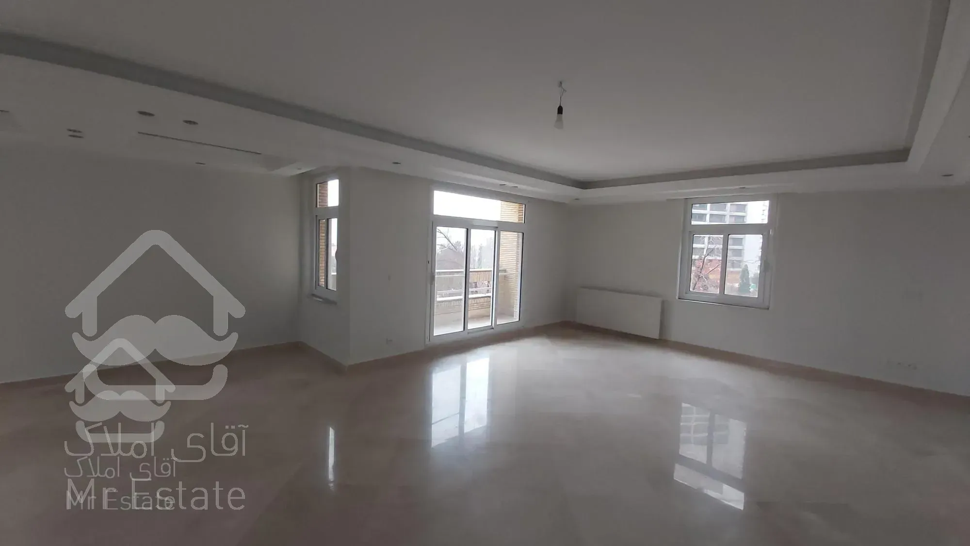 رهن و اجاره ویلا ۲۷۰ متر در شهرک غرب