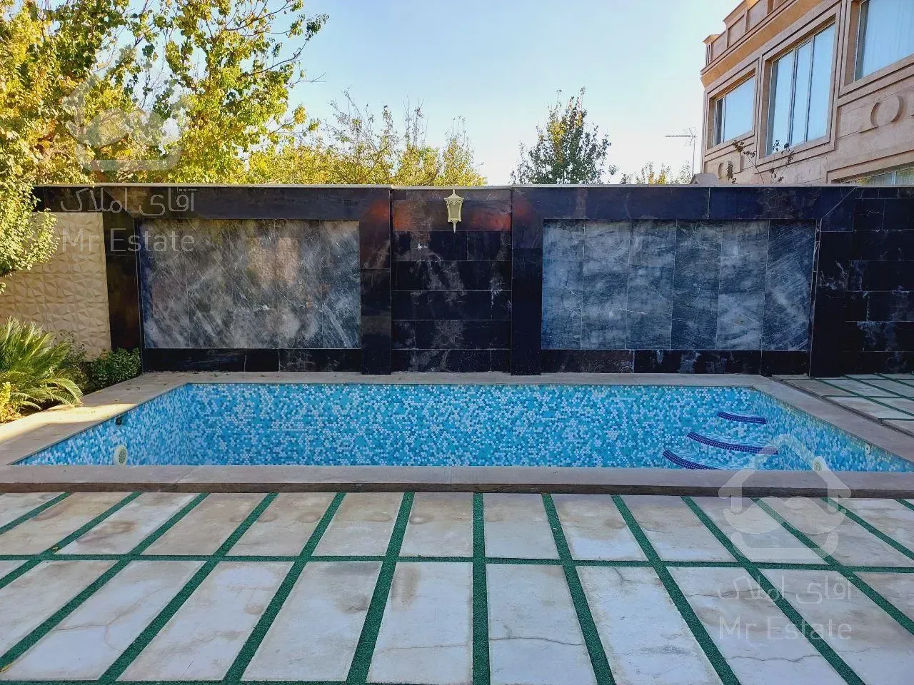 خرید باغ ویلای ۶۵۰ متری در ملارد