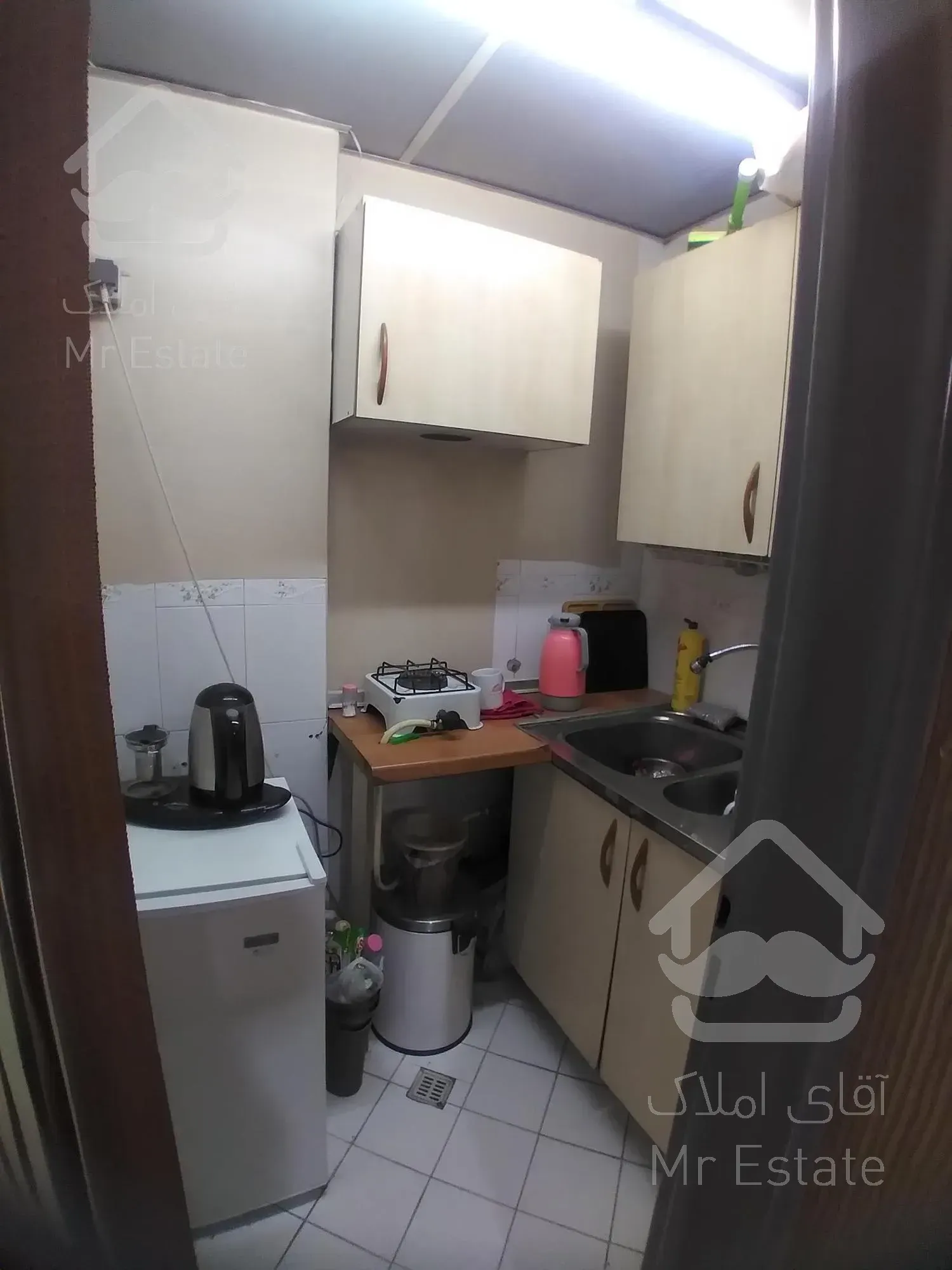 ۹۸ متر موقعیت اداری