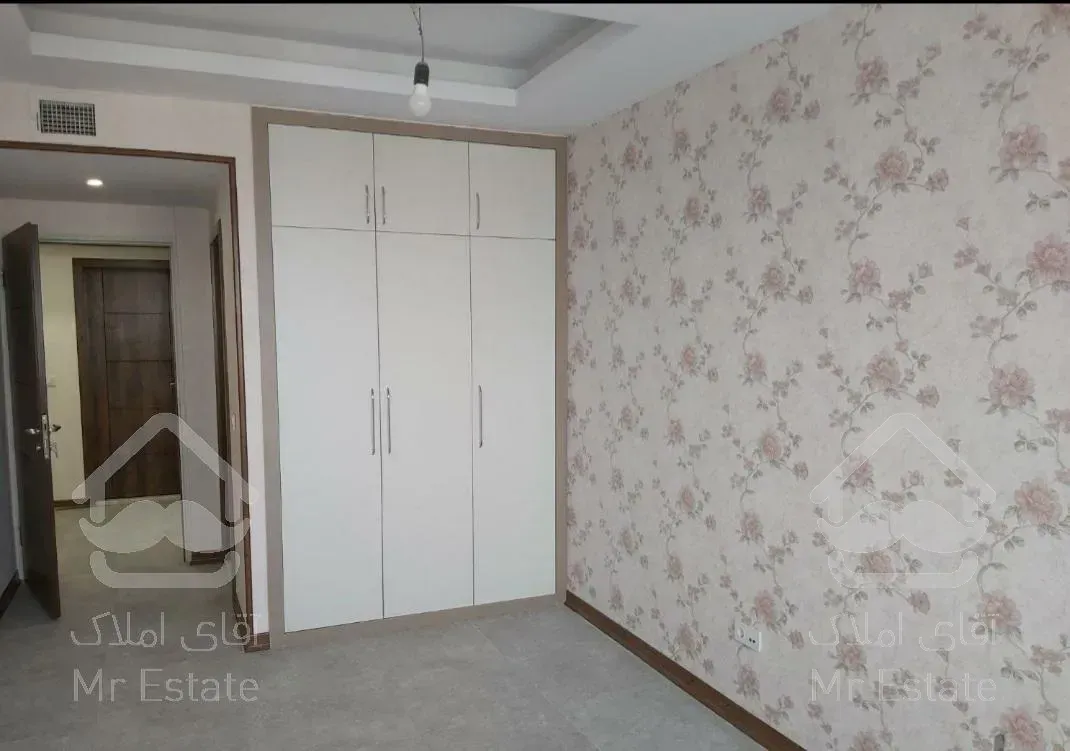 فروش آپارتمان تاپ لوکیشن منطقه برج دریاچه چیتگر