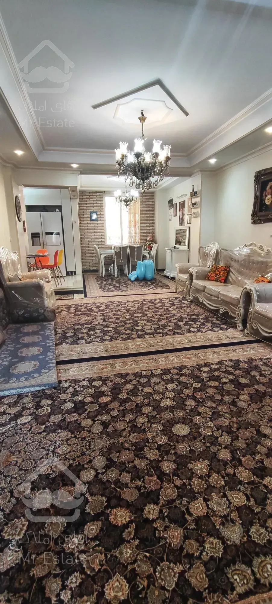 100متر دو خوابه با پارکینگ عروسک