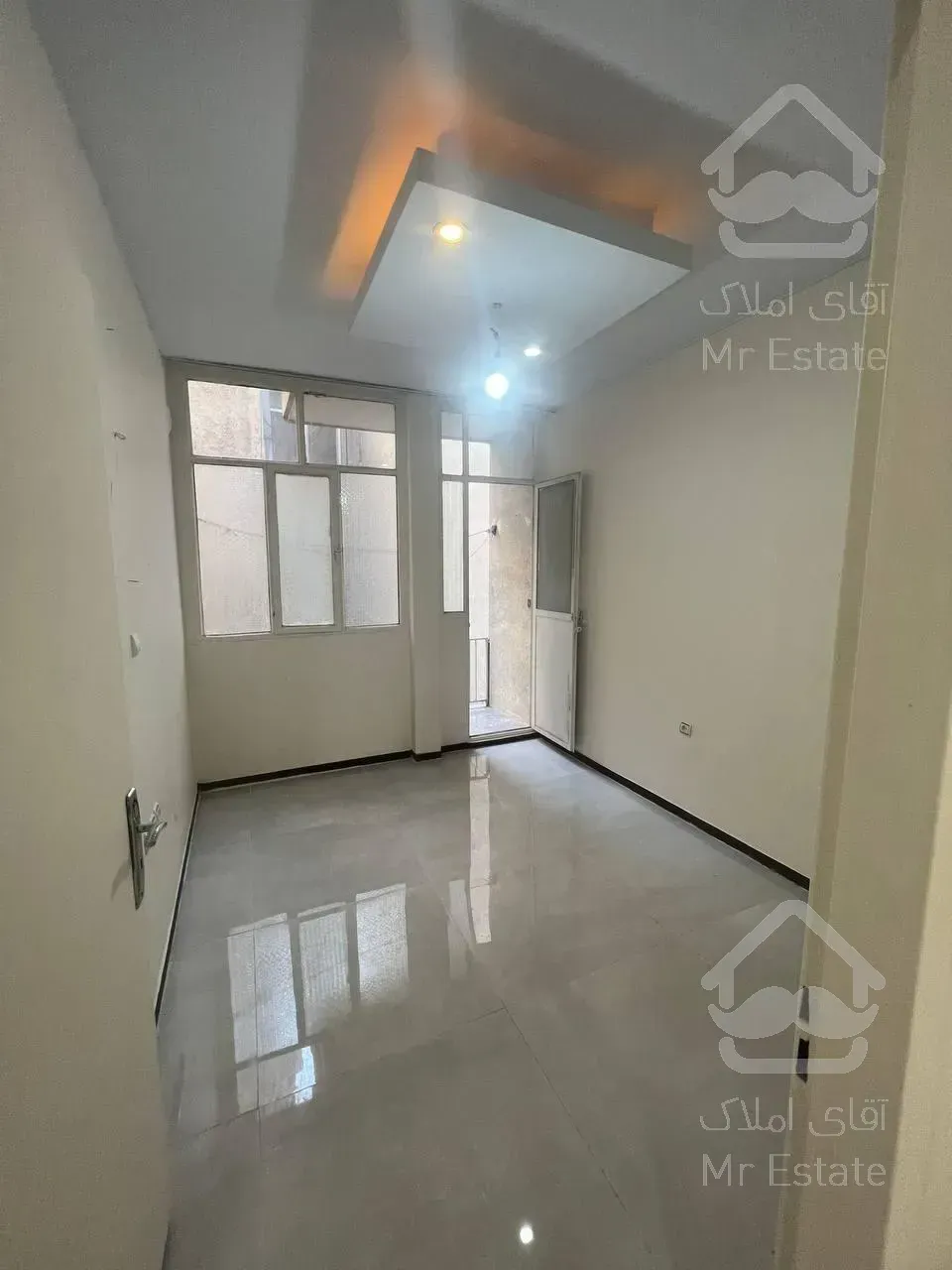 آپارتمان ۵۲متری/غرق نور/زیر قیمت