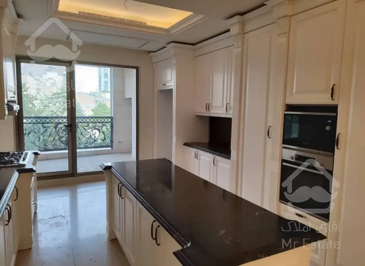 ۱۳۰متر اندرزگو فرعی دنج لابی مجلل