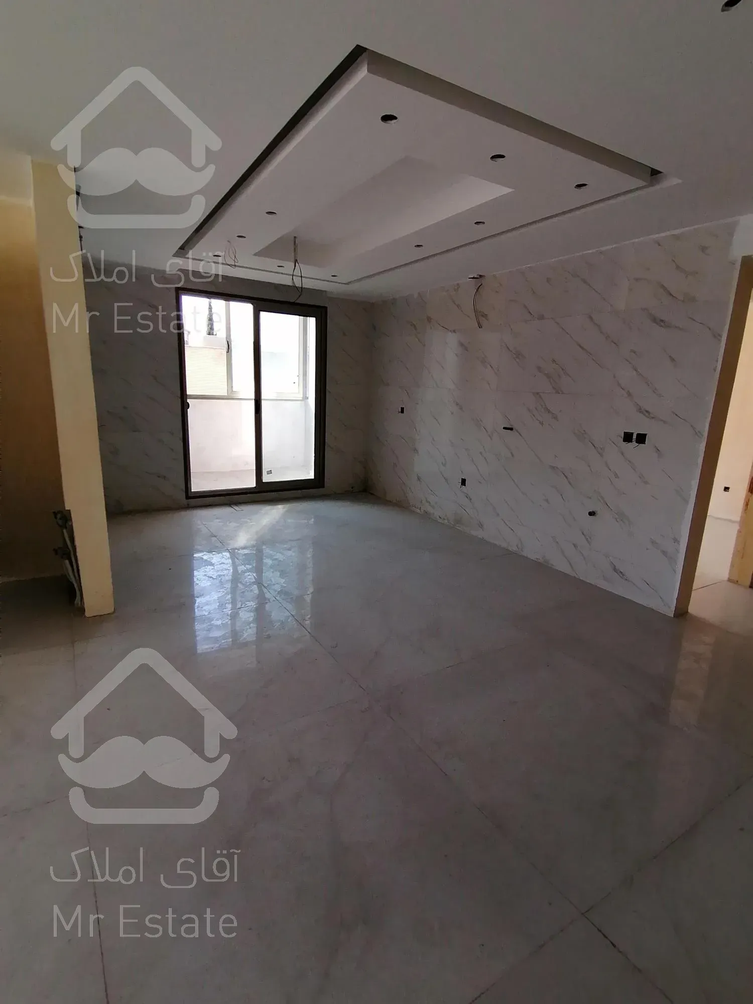 آپارتمان/200متر/ مشتاق/ویو مادی