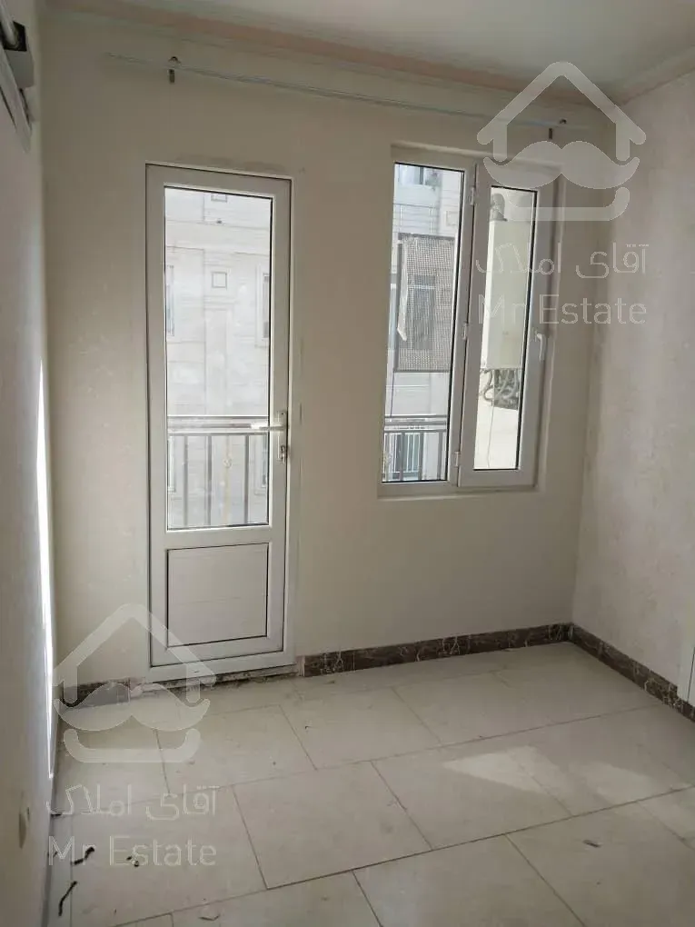 48متری/فول امکانات/خوش نقشه/پارکینگ سندی غیرمزاحم