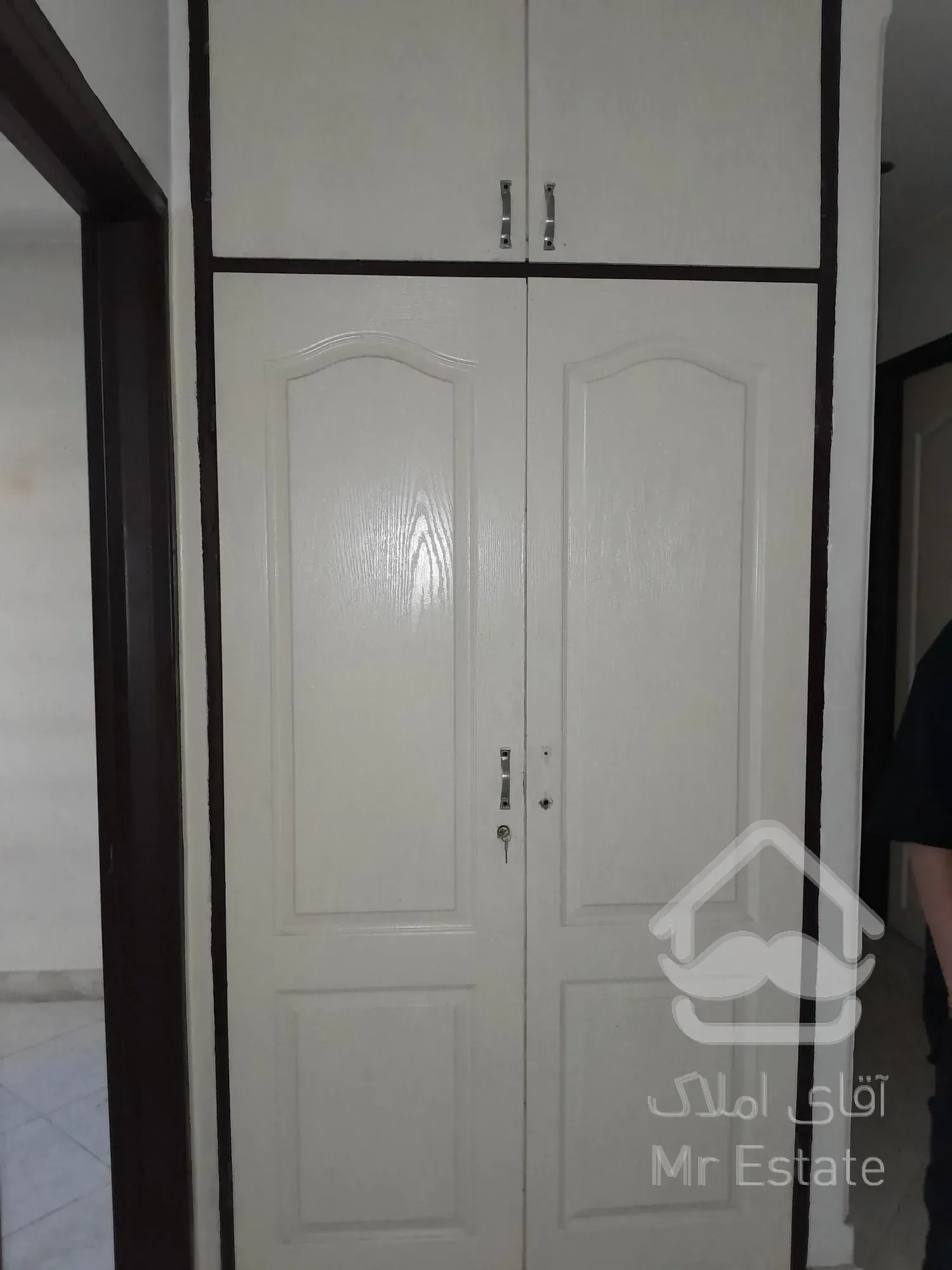 آپارتمان ۴۲ متر اسانسور انباری