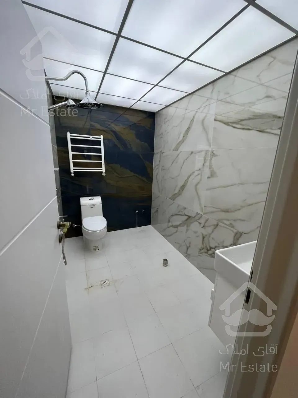 فروش سه خوابه نوساز تک واحدی انزلی