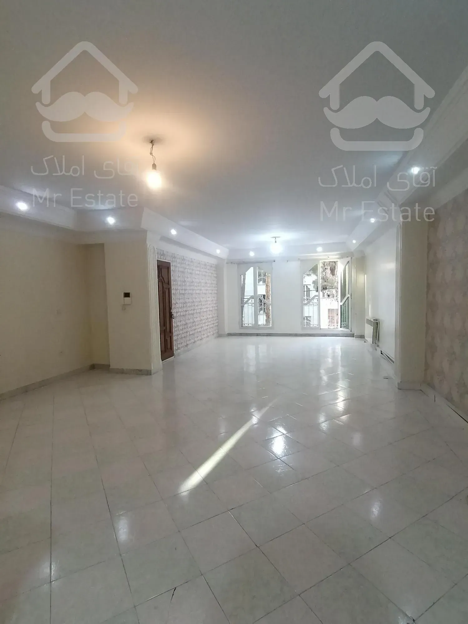 117 متر، دو خواب، آلاله شرقی