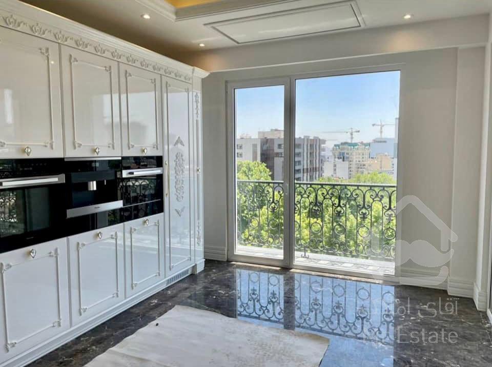 فروش آپارتمان فرمانیه ۲۰۰متر 3 خواب