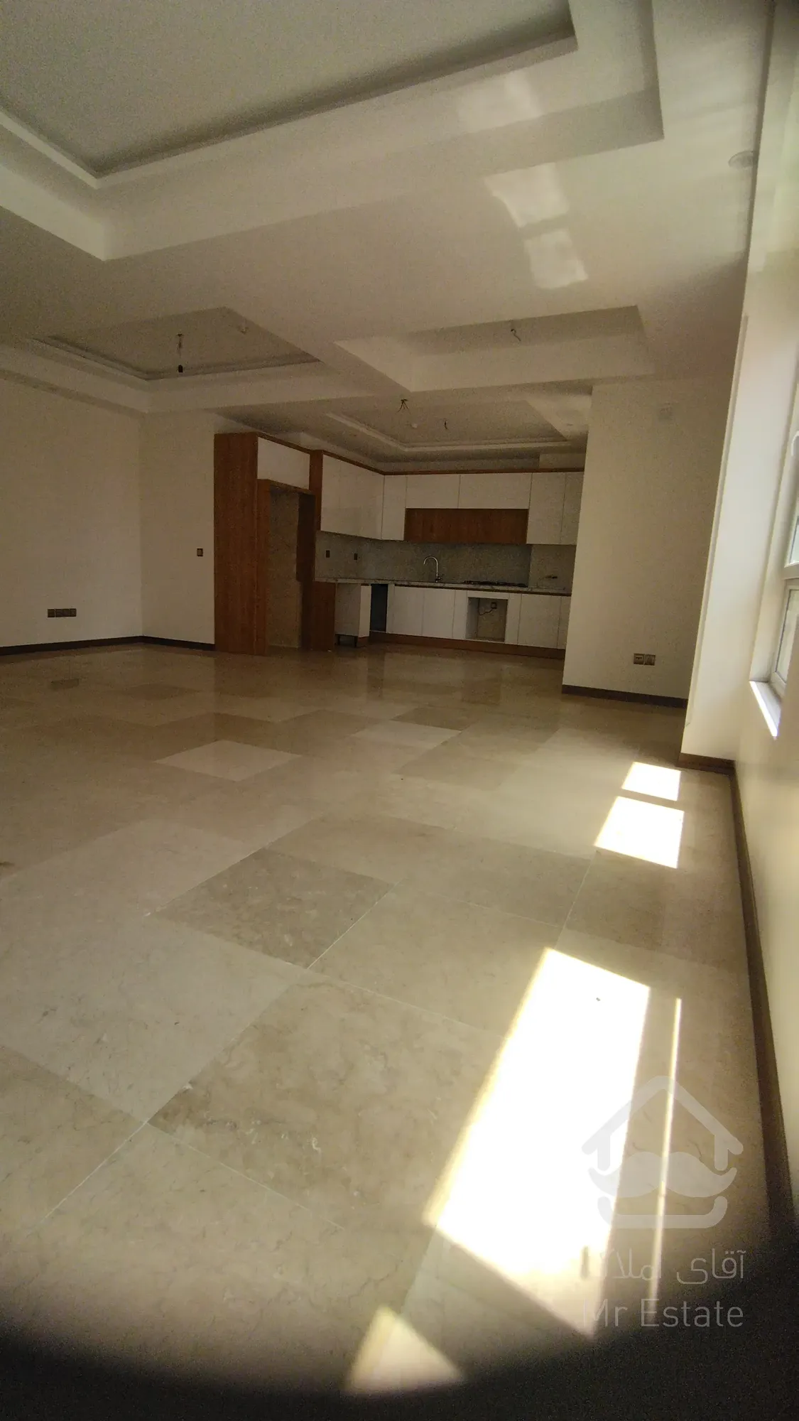 اجاره آپارتمان ۱۳۰متری  باغ فیض بازسازی شده   تاپ لوکیشن