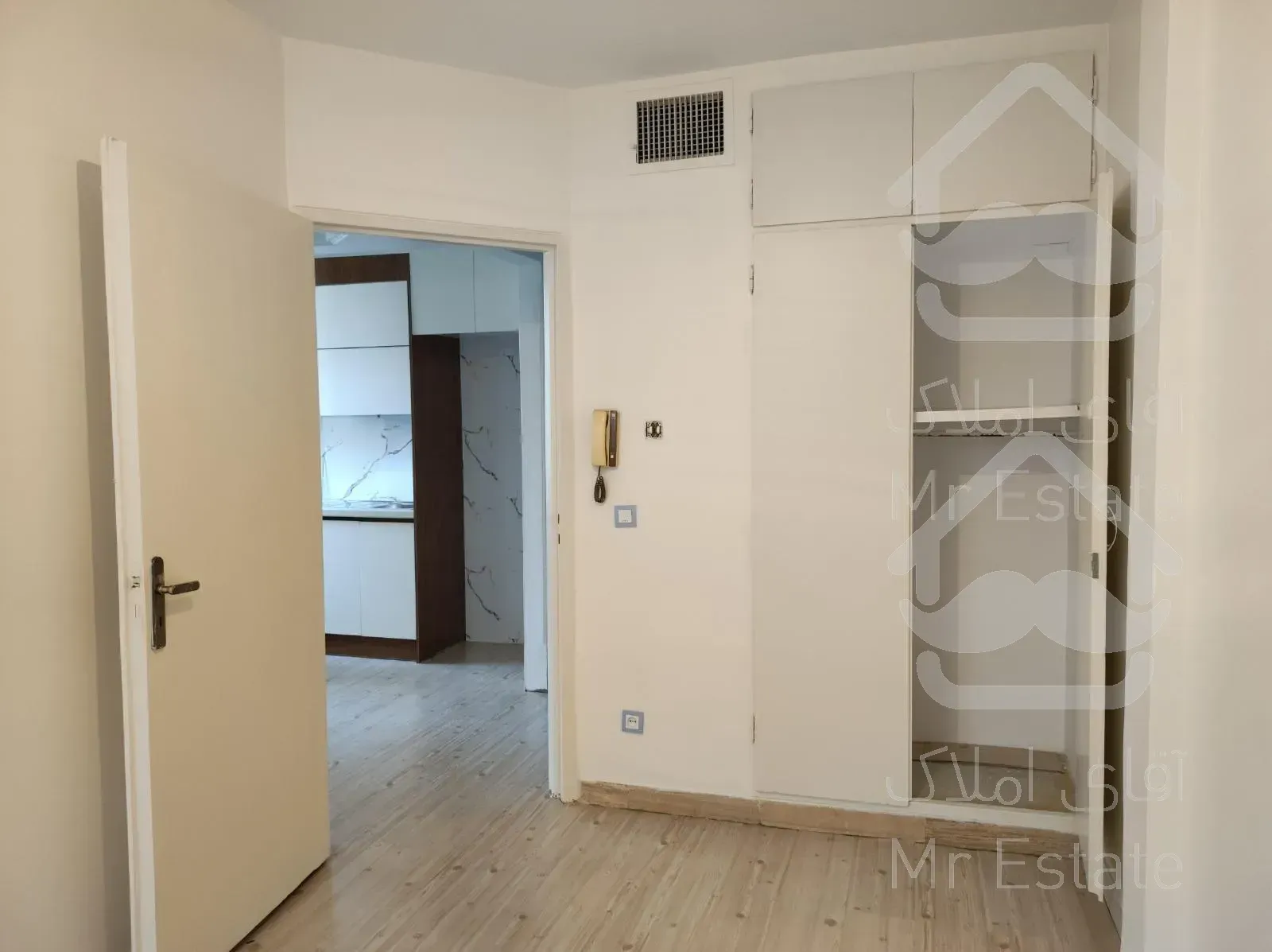 ۴۱ متر یک خواب آزادی دوبر