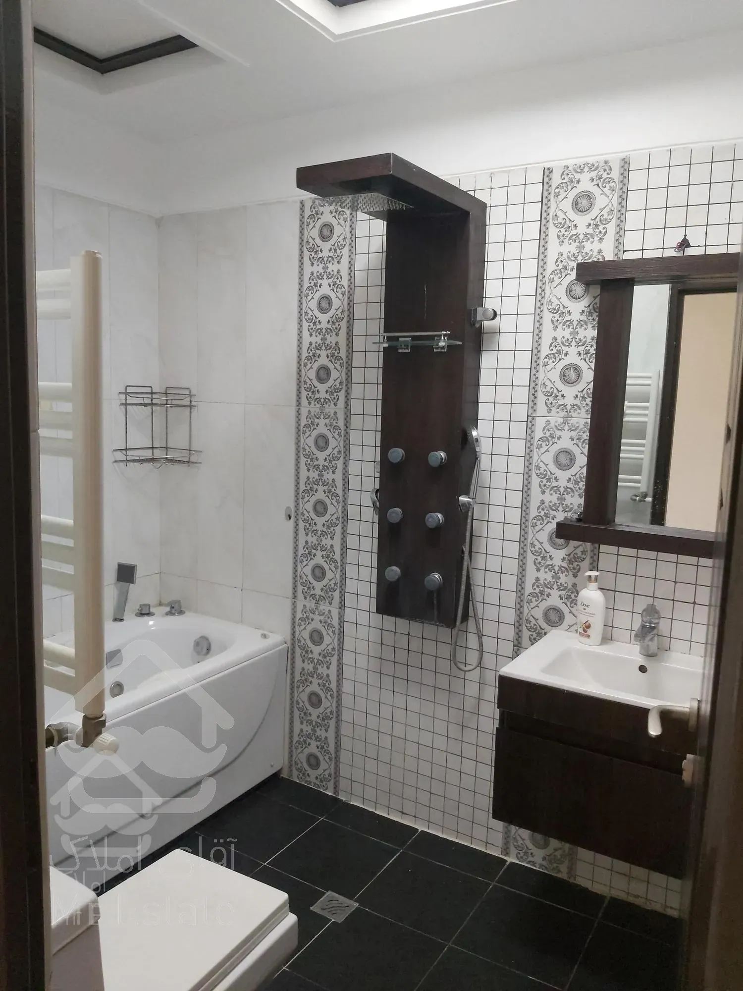 ۱۴۶ متر/ میرداماد/سه واحد مشابه موجود