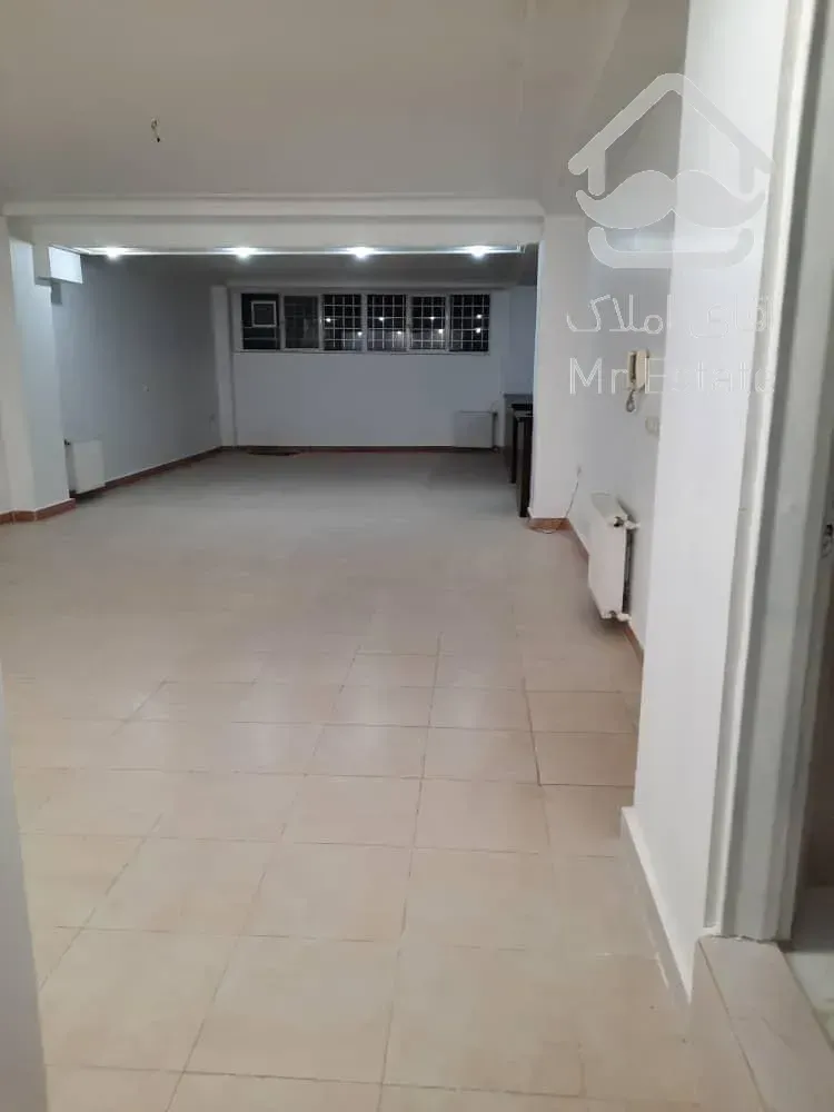 135 متر تخلیه بازسازی شده زیر همکف