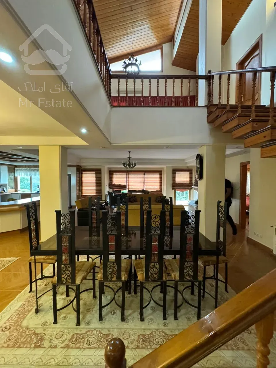 رهن و اجاره ویلا شهرک برند منطقه ۹۰۰متری وازیوار لوکس