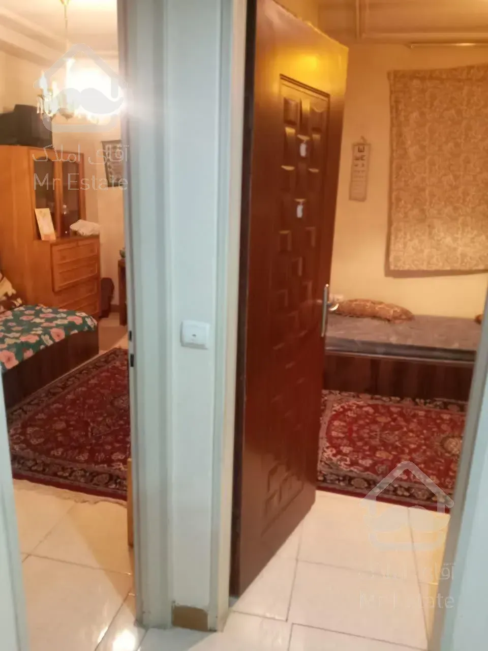 ۹۳ متر دو خواب دارای پارکینگ