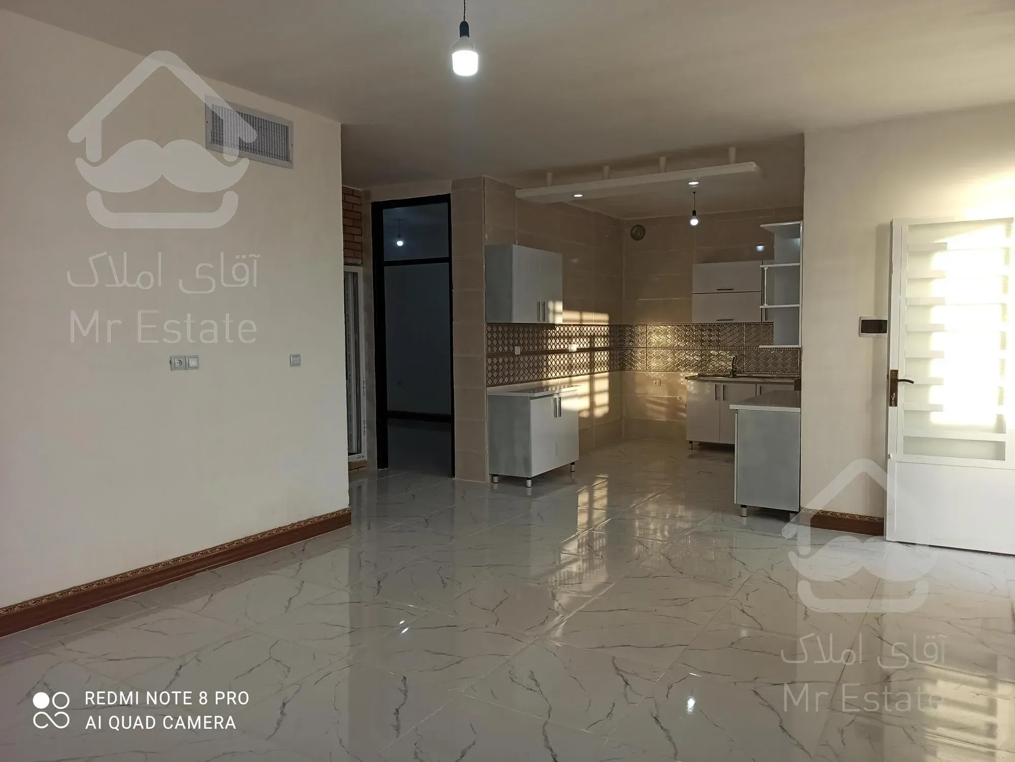 فروش منزل دو طبقه کلید نخورده شیراز - کرونی