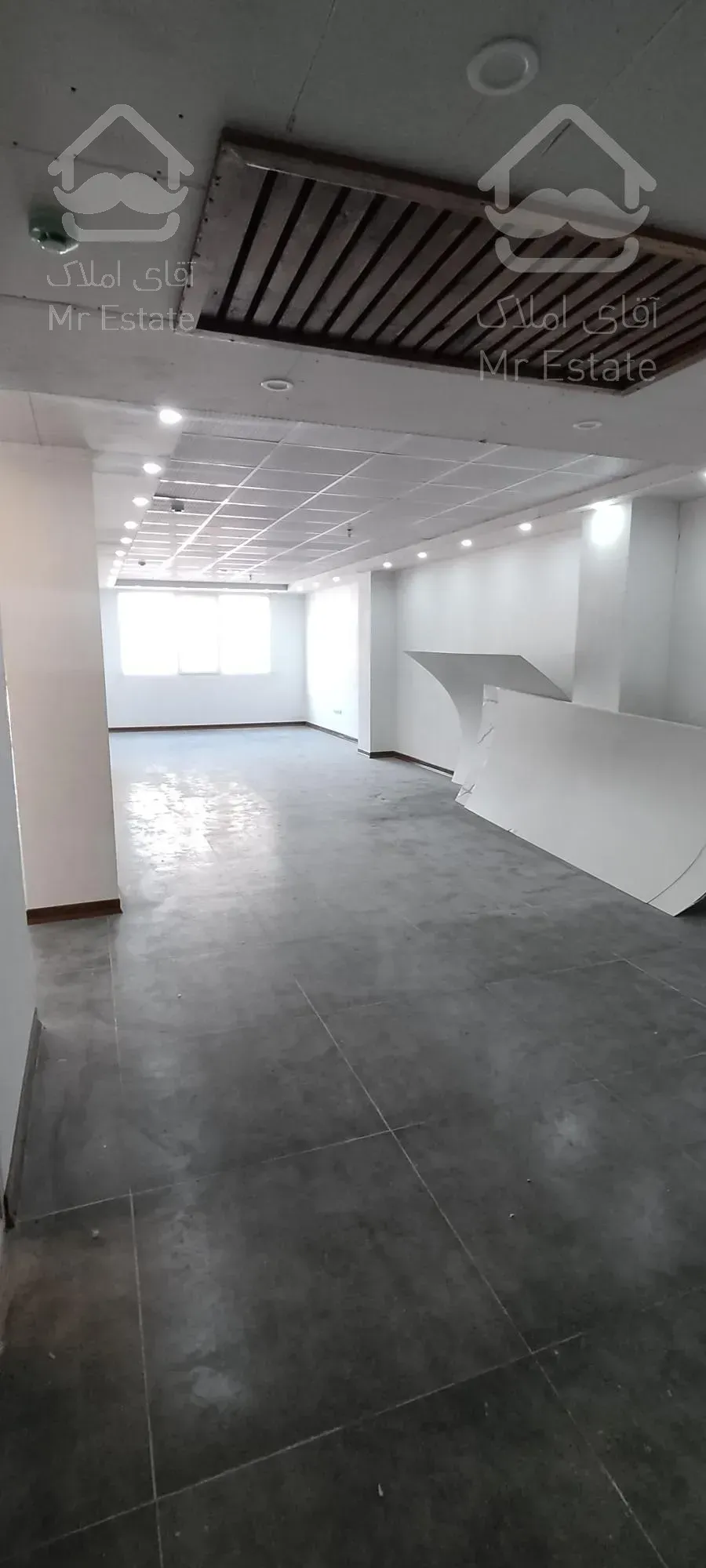 ۱۰۰ متر * اداری * شاخه اصلی * نوساز *